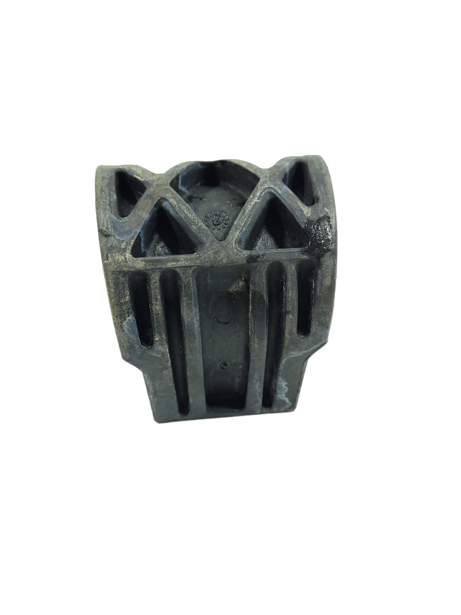 Dobradiça Maleiro Iveco Stralis 504202760 4