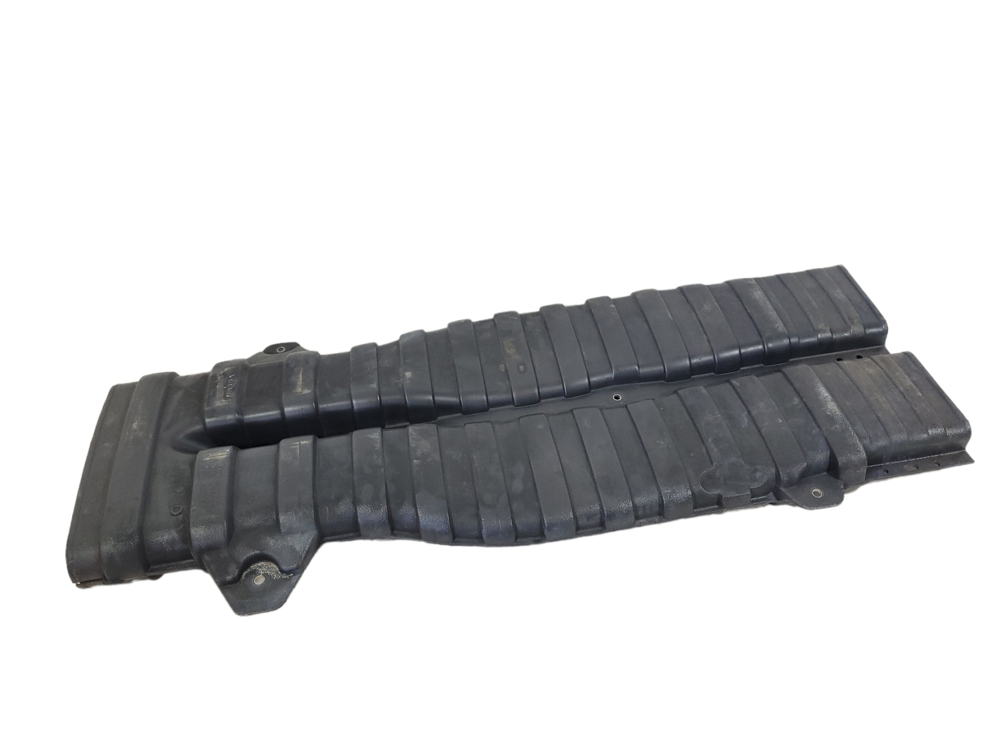 Duto Tomada De Ar Volvo Fh1676678 1