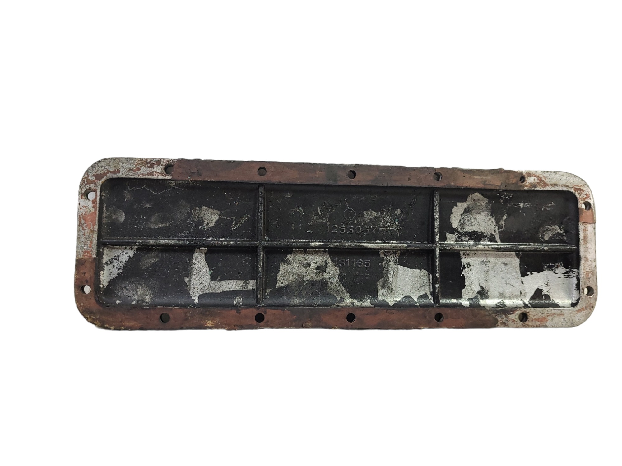 Tampa Lateral Motor Scania 1253057 4