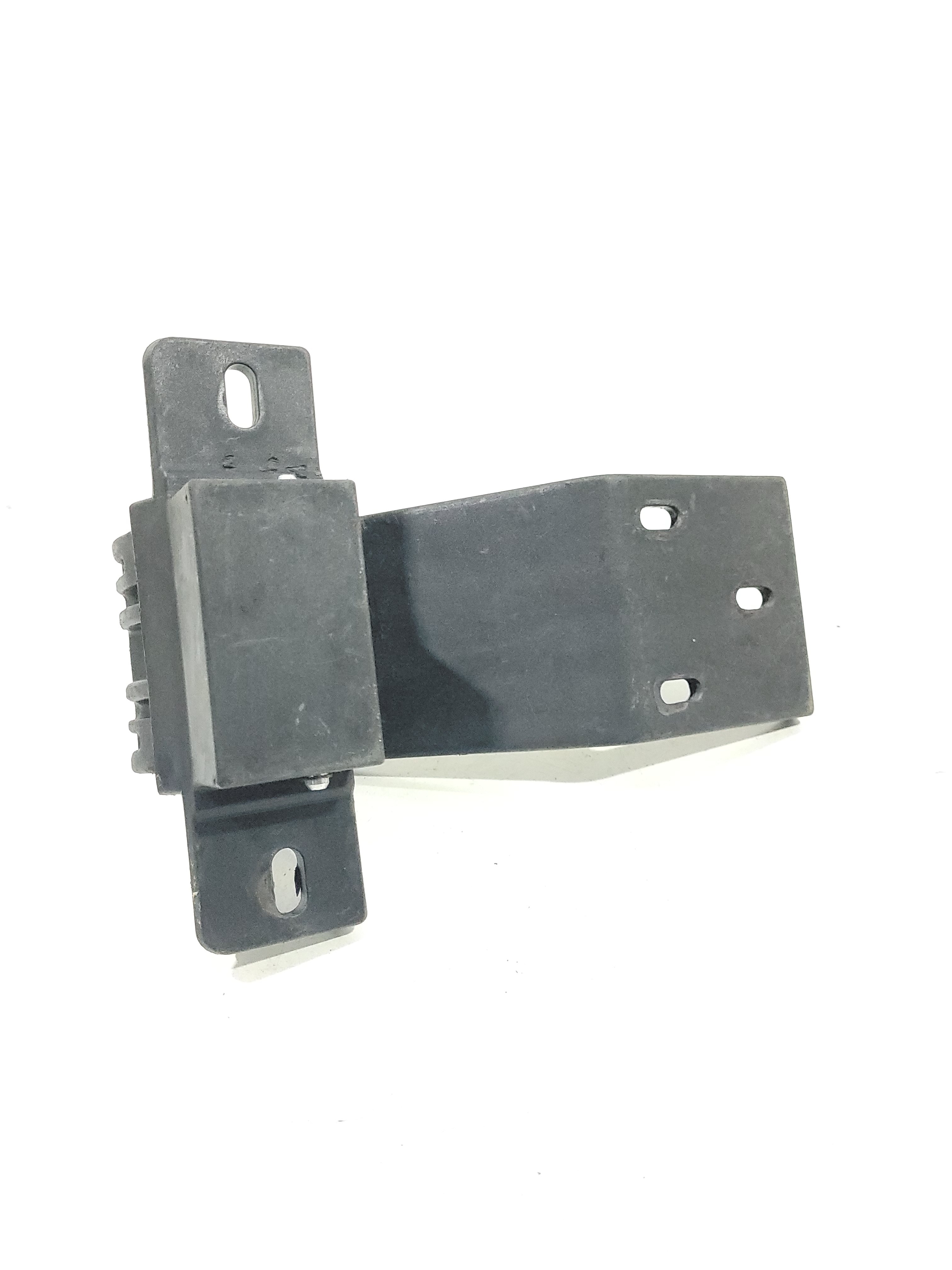 Dobradiça Tampa Lado Direito Iveco Stralis 504202760 6