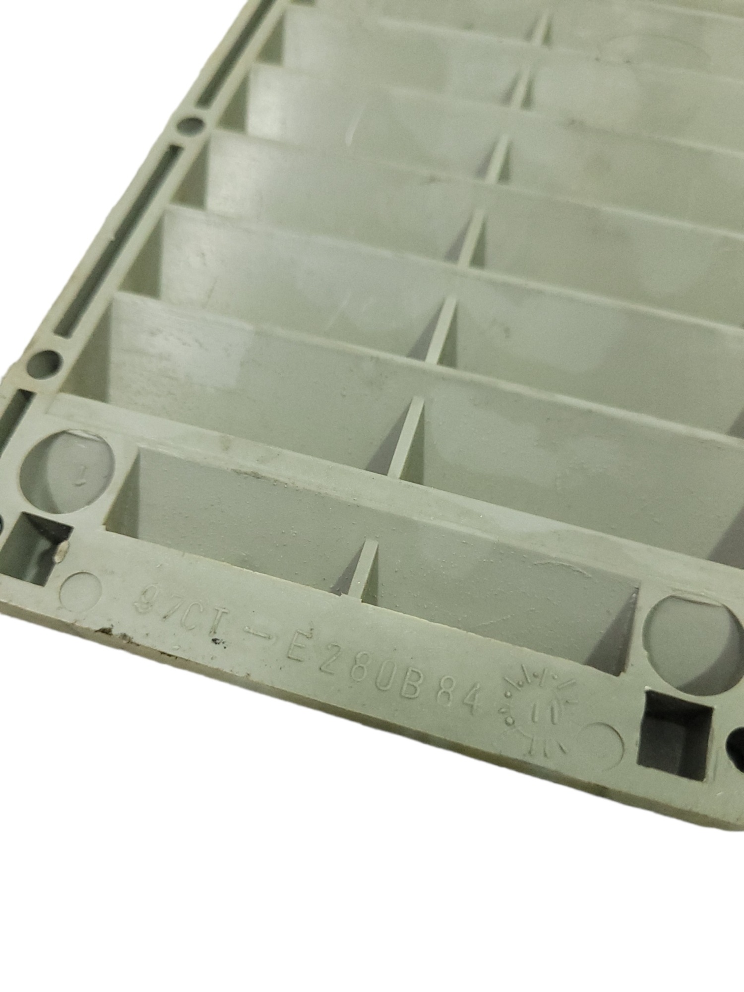 Grade Ventilação Cabine Ford Cargo 97cte280b84 5