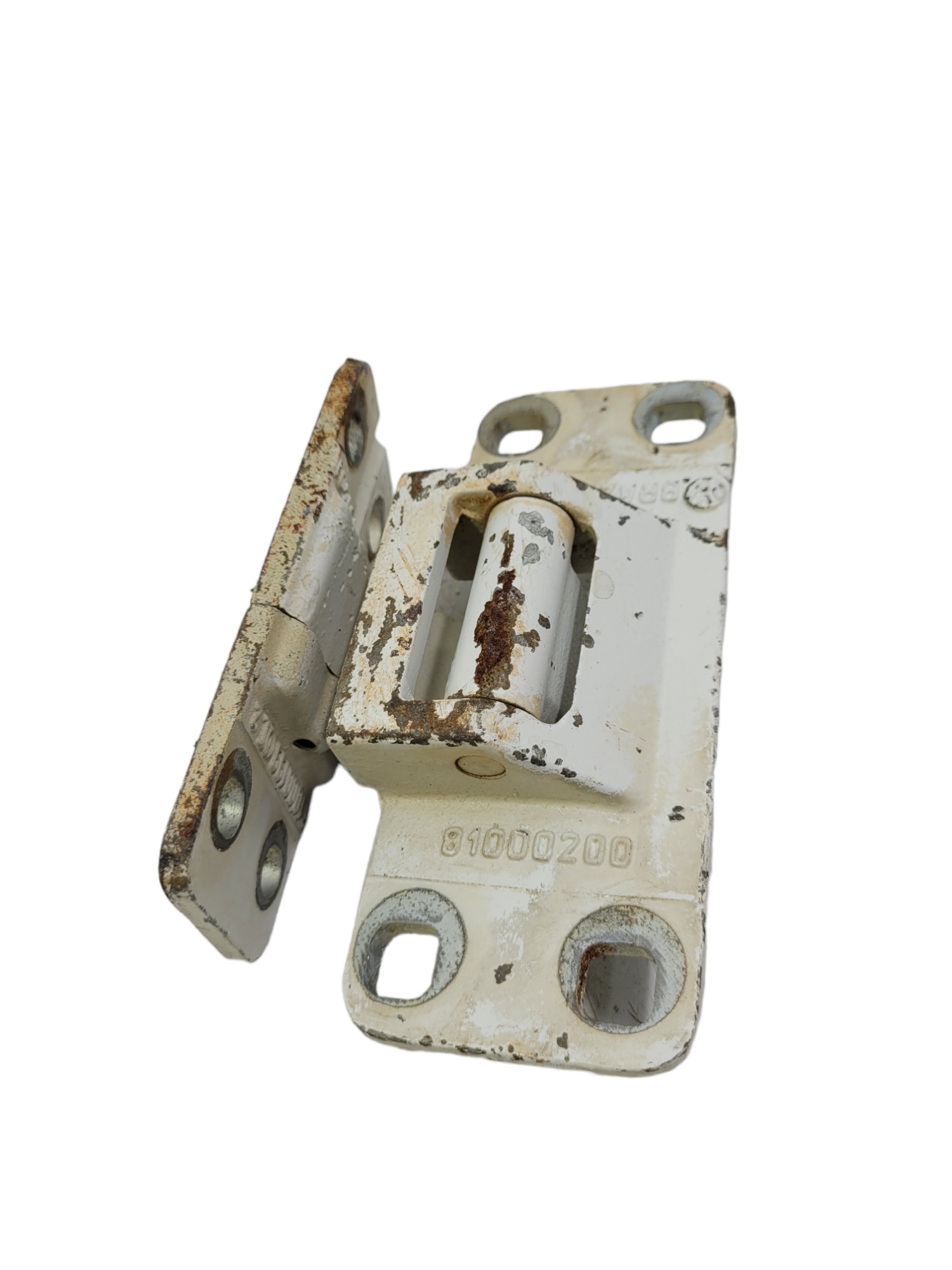 Dobradiça Porta Dianteira Direita Vw Constellation 2013 3