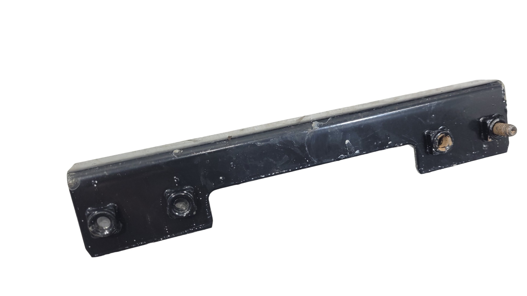 Suporte Paralama Dianteiro Cabine Volvo  82143461 Preto 4