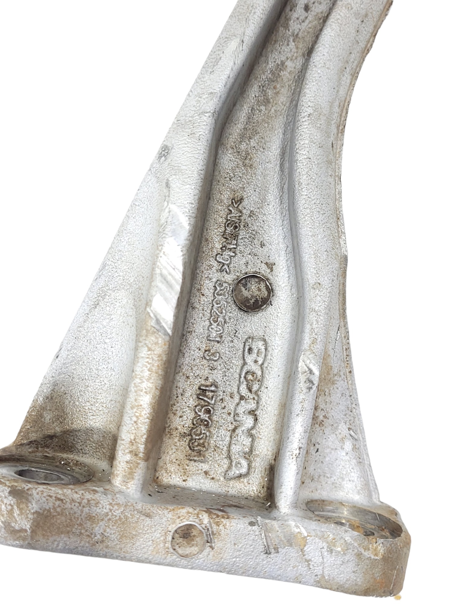 Fixador Radiador Scania R440 1790531 6