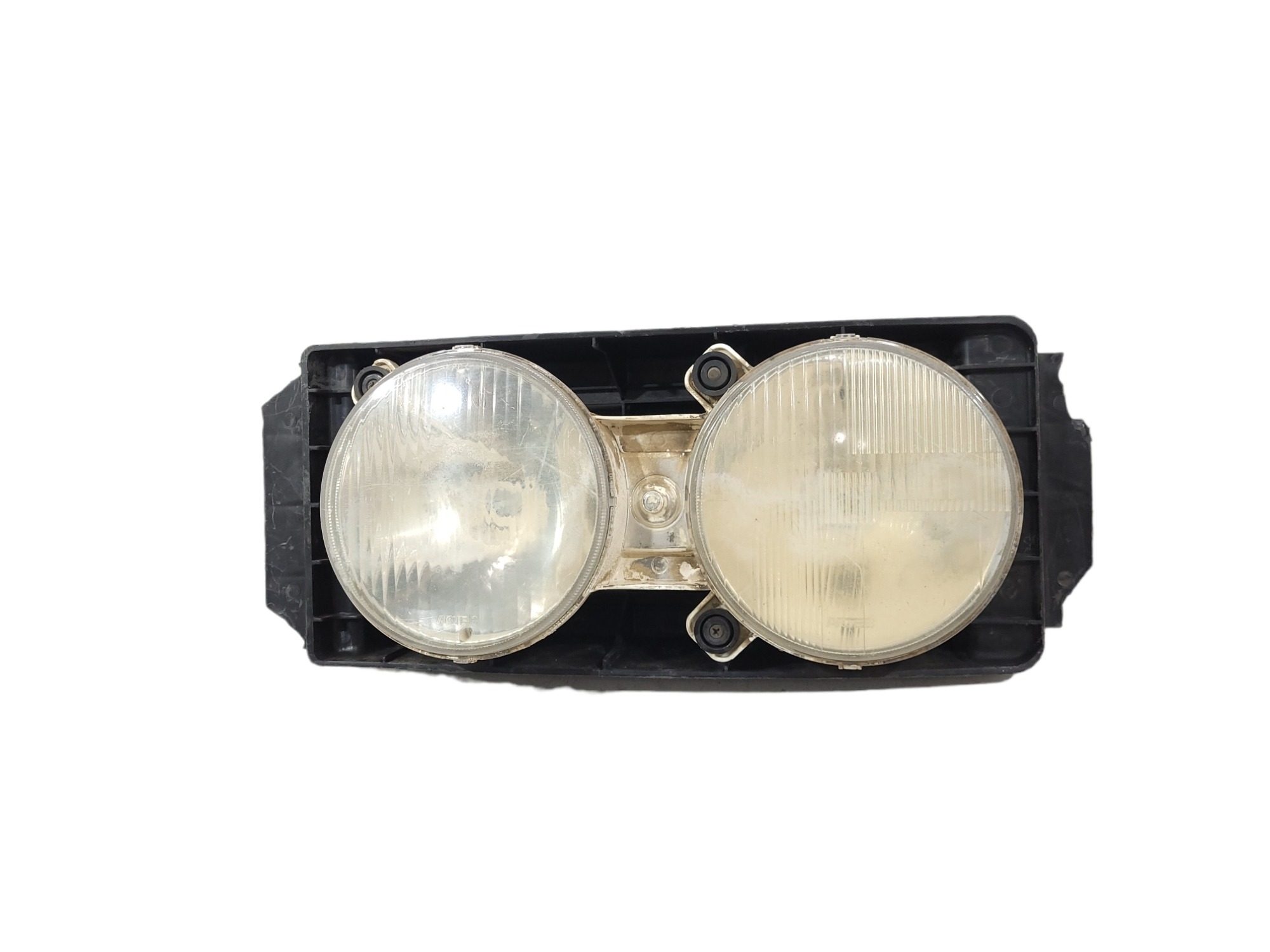 Farol Duplo M Benz 1620 1