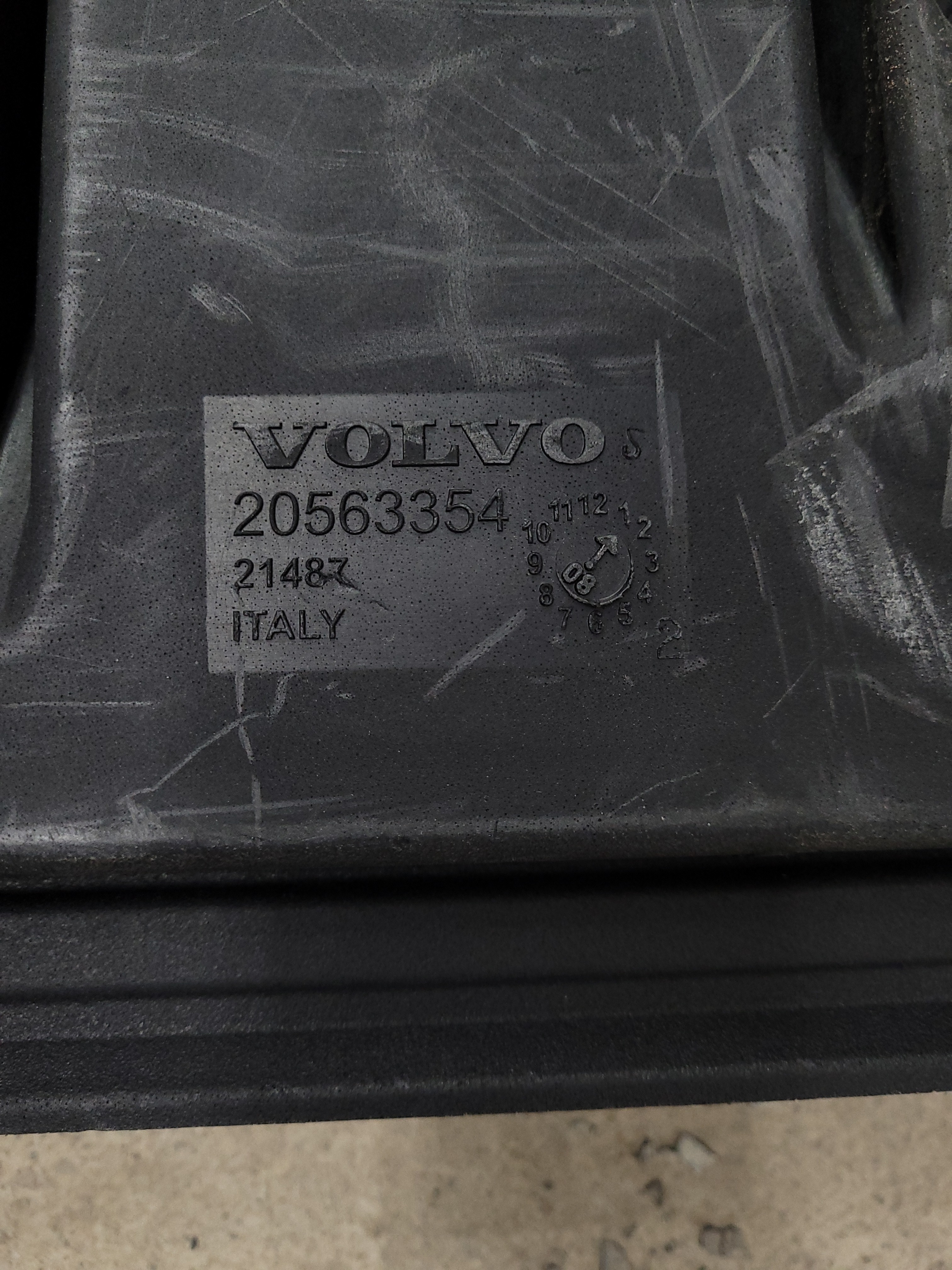 Duto Filtro De Ar Volvo 20563354 5