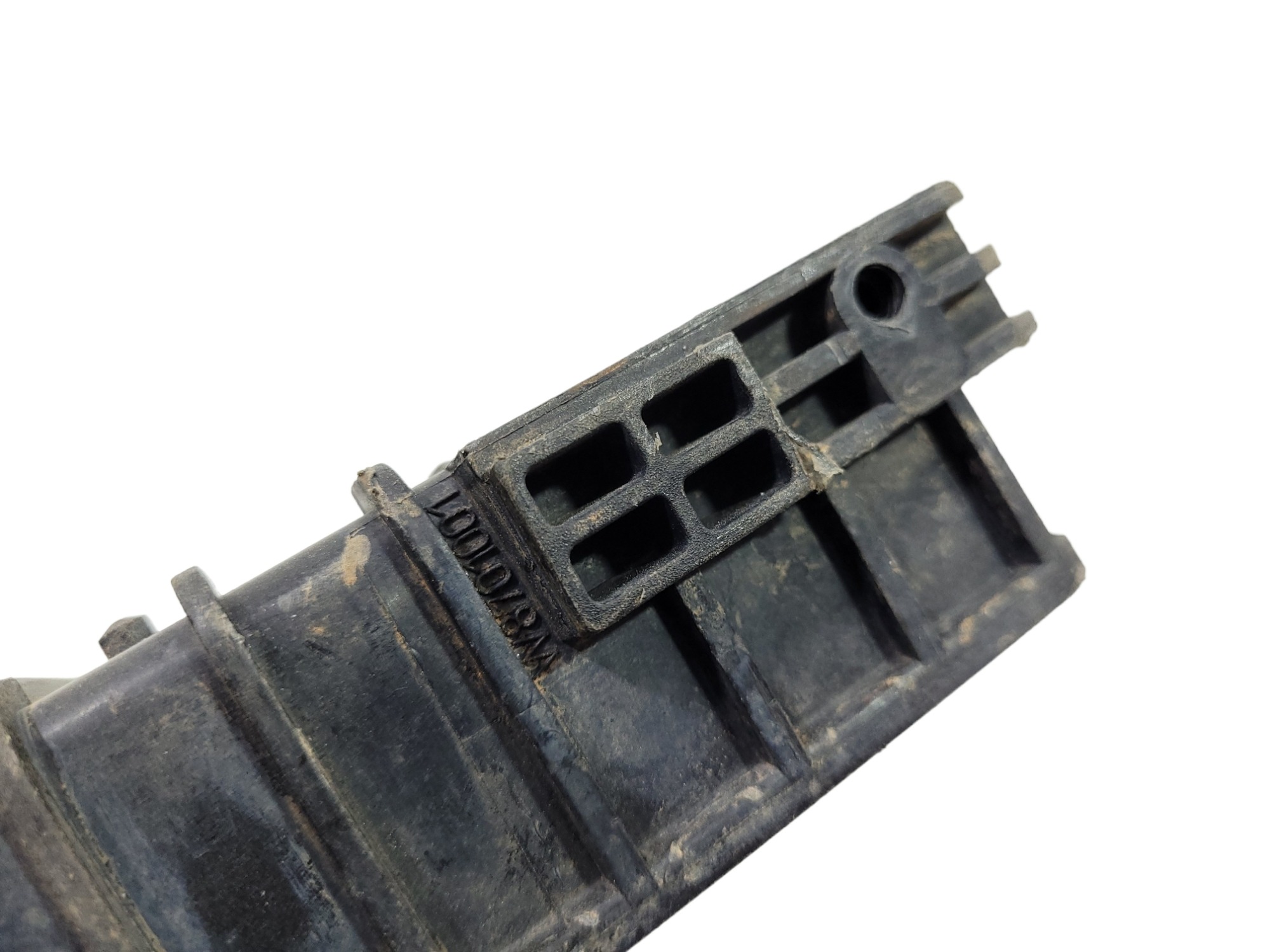 Caixa Radiador De Água Volvo Vm W8701001 5
