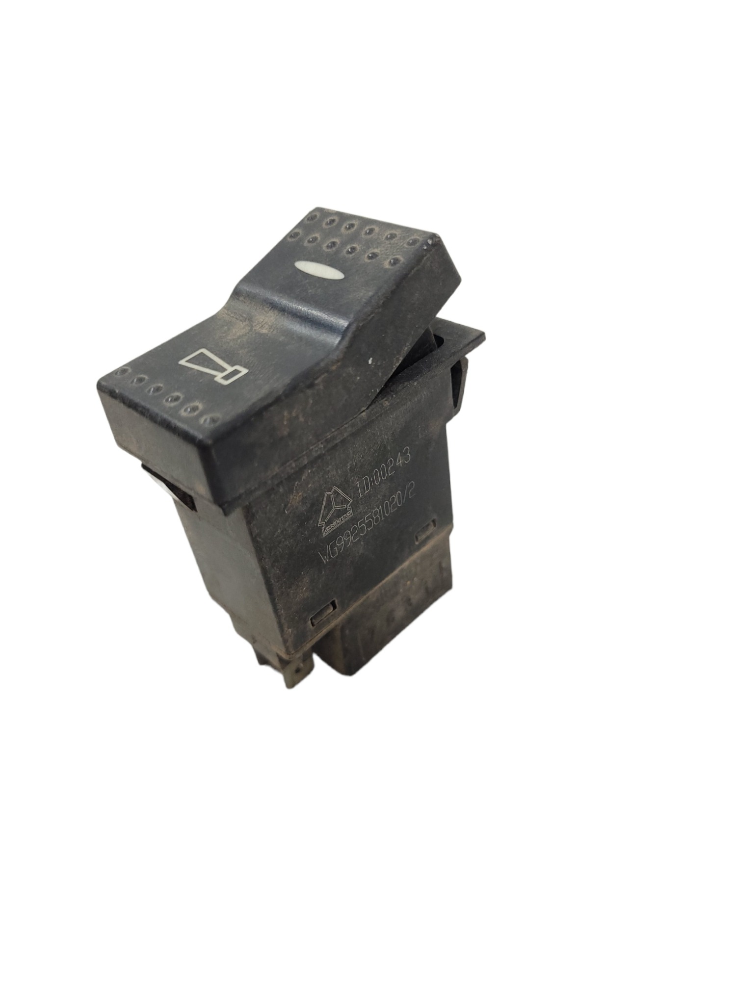 Botão Interruptor Buzina Sinotruk Wg9925581020 3