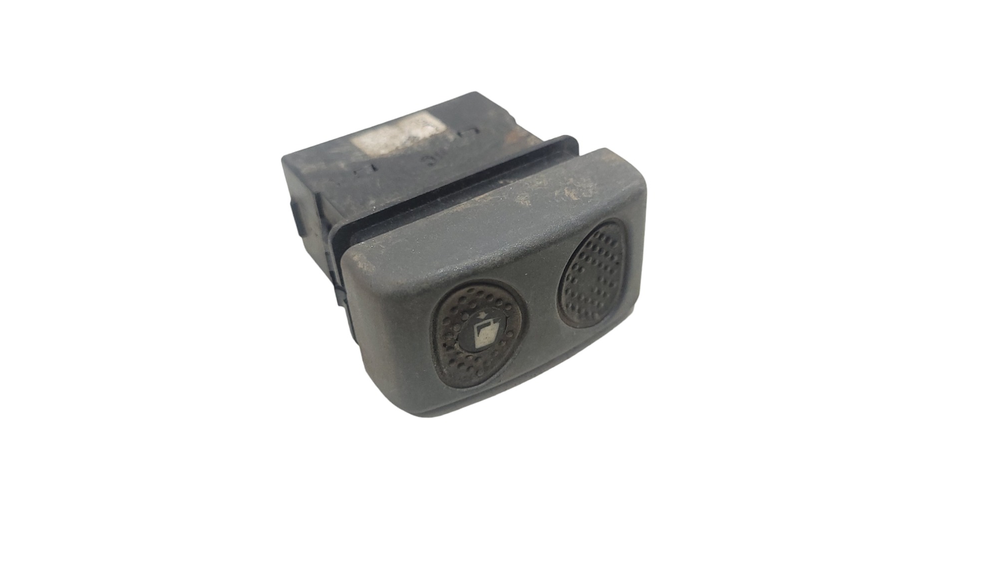 Botão Interruptor Portinhola Iveco Stralis 3