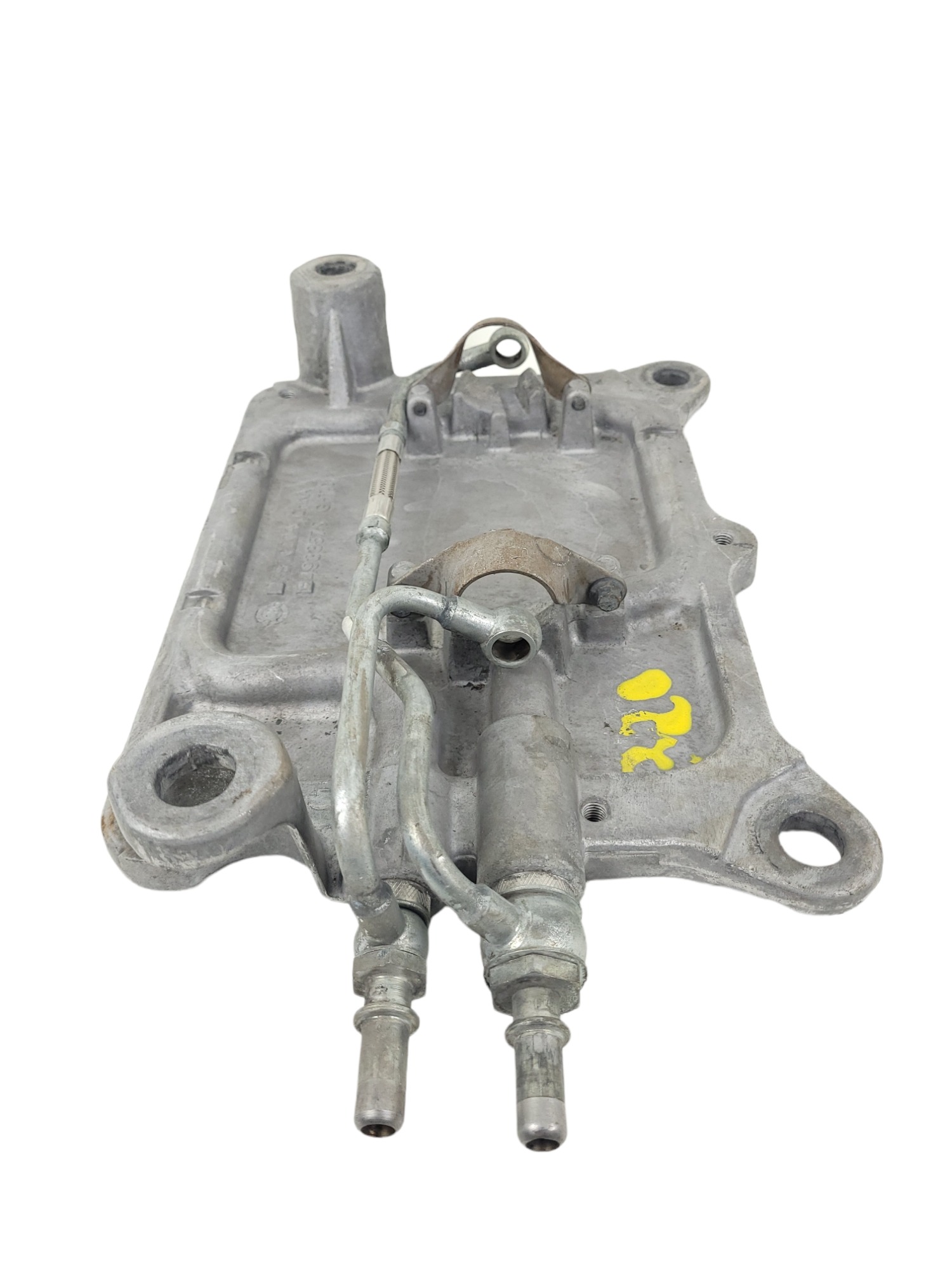 Suporte Do Módulo Injetor Cummins Isc 8.3 6 Cilindros / 4