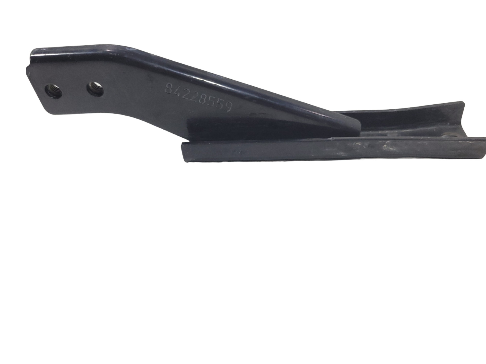 Suporte L Estribo Traseiro Esquerdo Volvo Fh 84228559