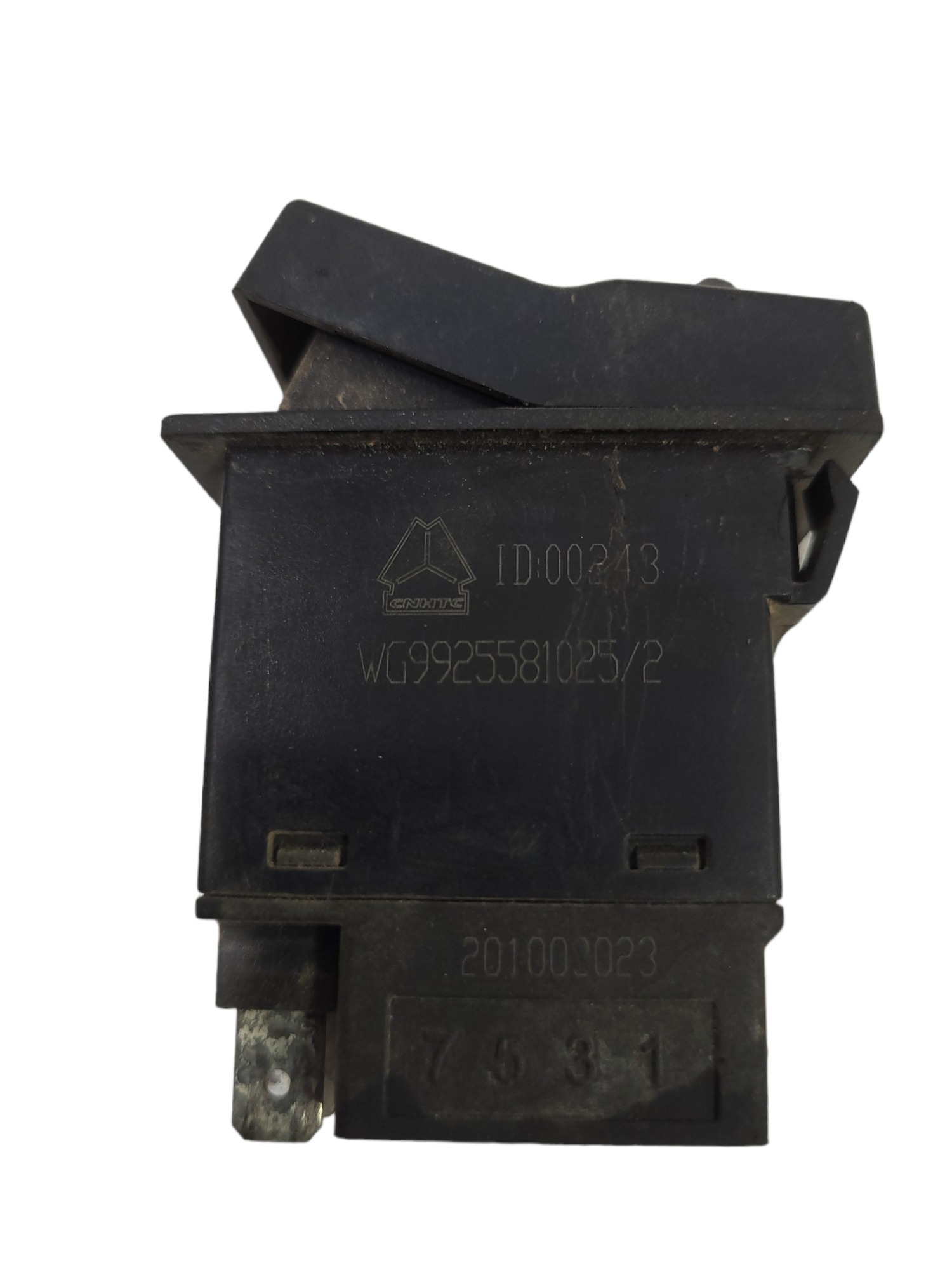 Botão Interruptor Diferença Eixo Sinotruk WG9925581025 5