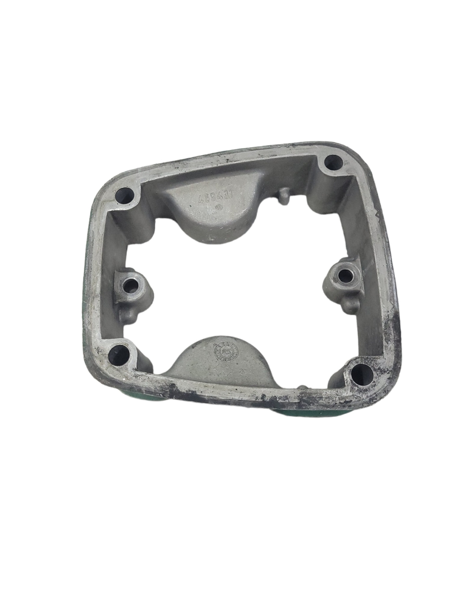 Suporte Tampa Válvula Volvo Nl 469431 2