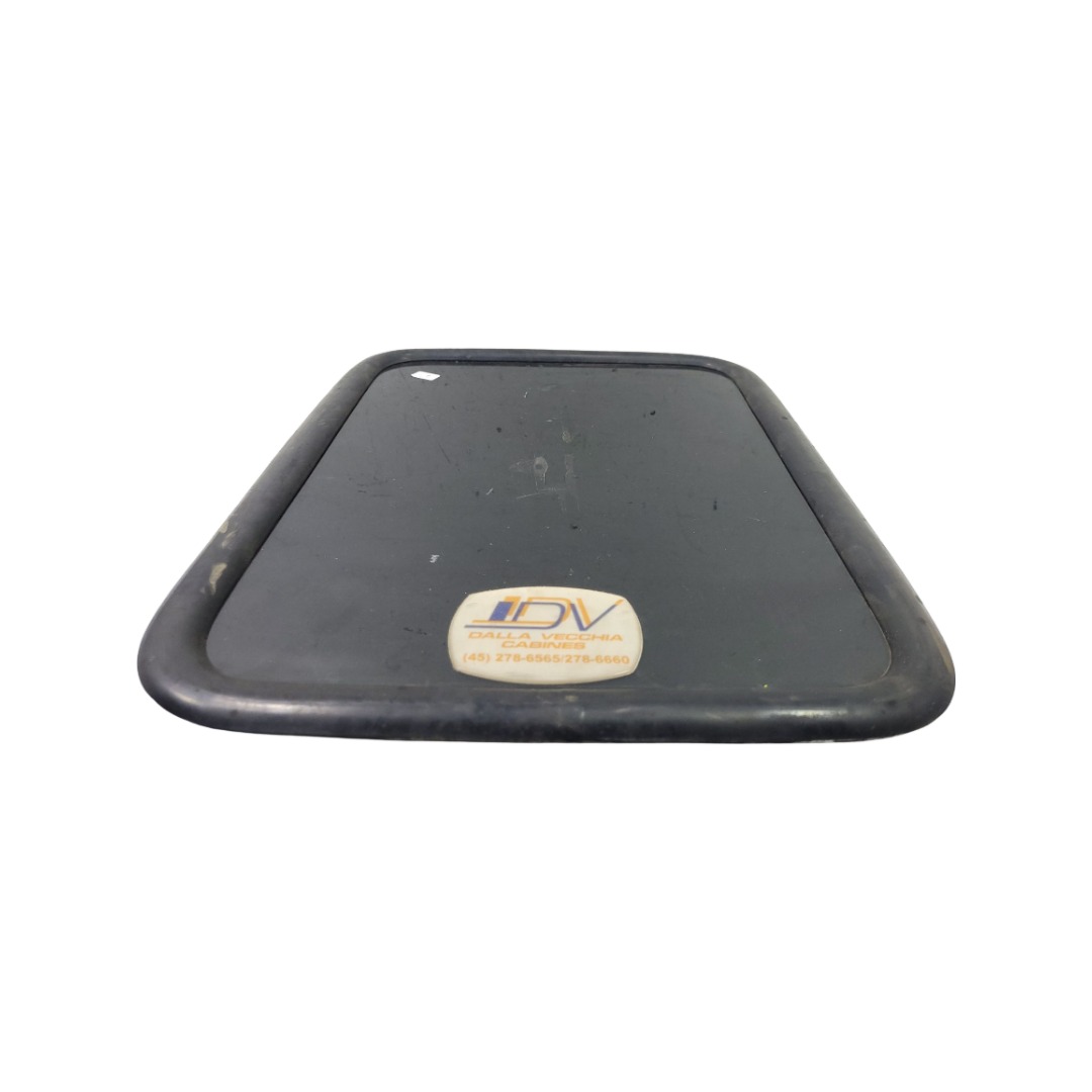 Vidro Traseiro Da Cabine Esquerdo Vw 18310 4