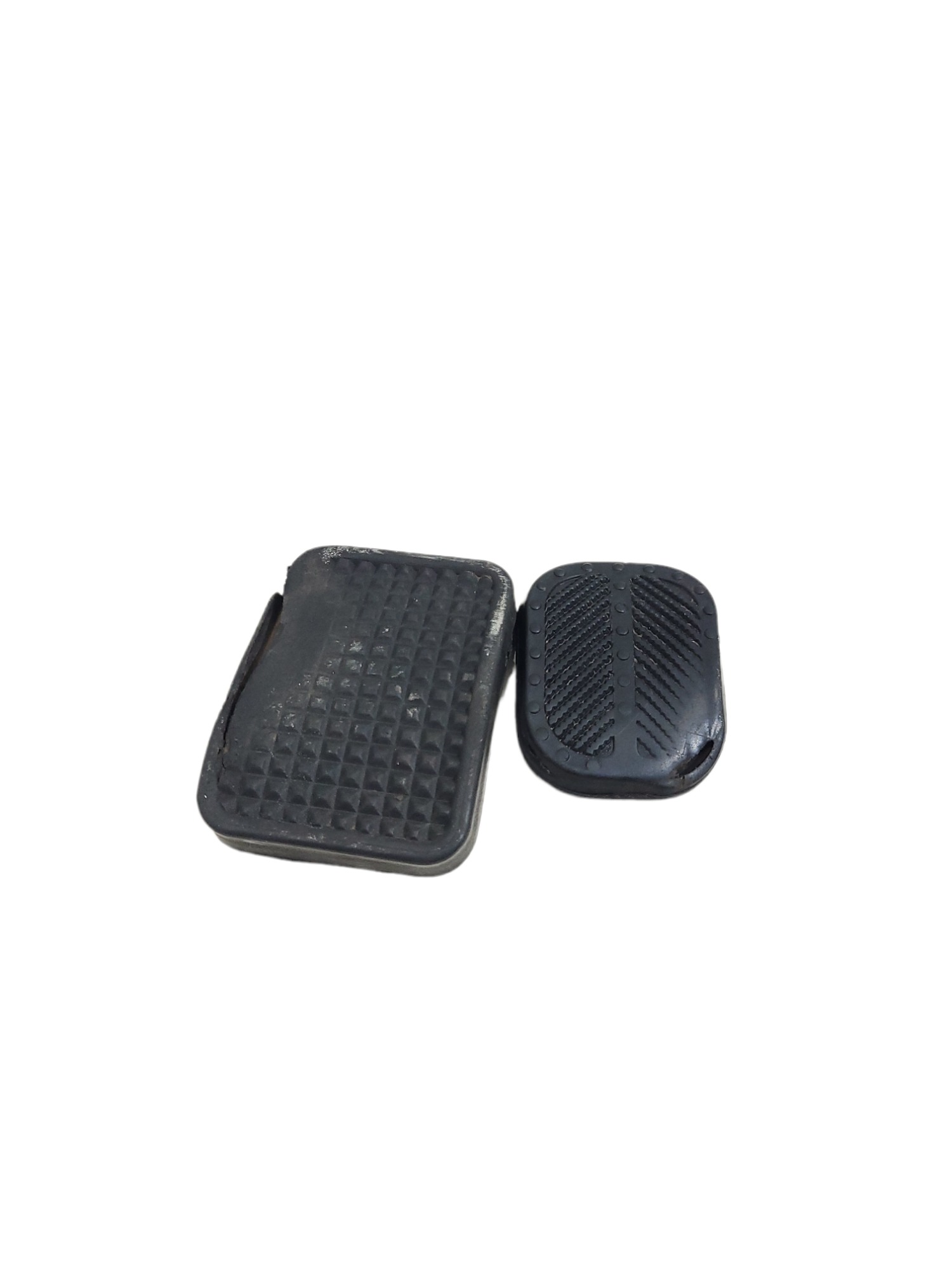 Borrachas Pedal Freio E Embreagem Vw 13130 4