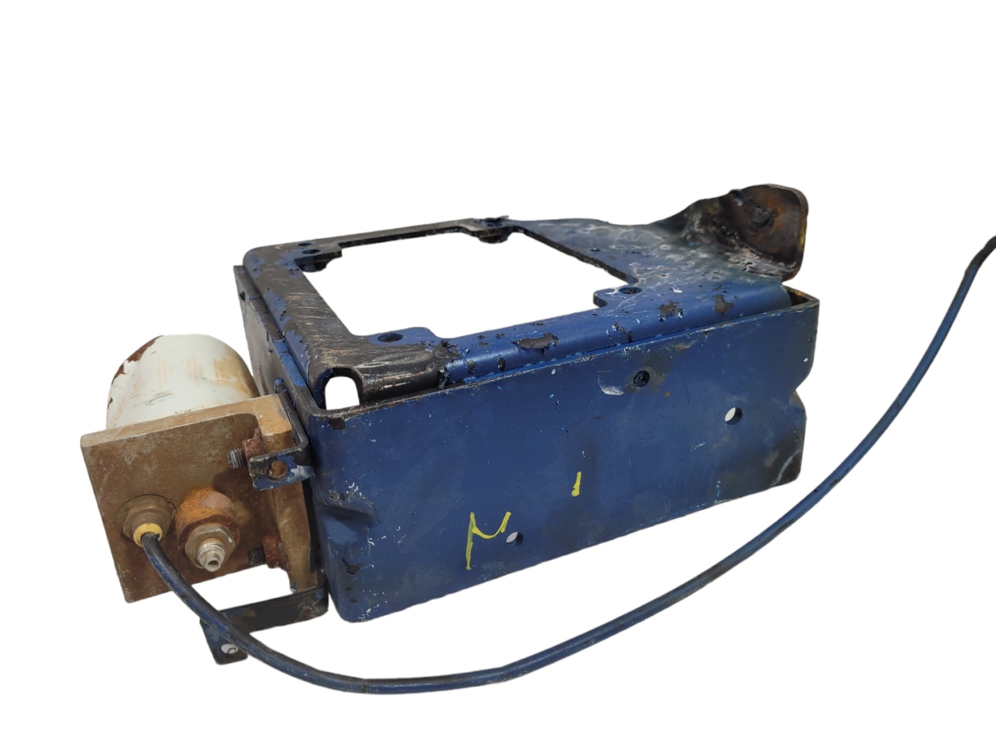 Suporte Bomba Arla Ford Cargo 4