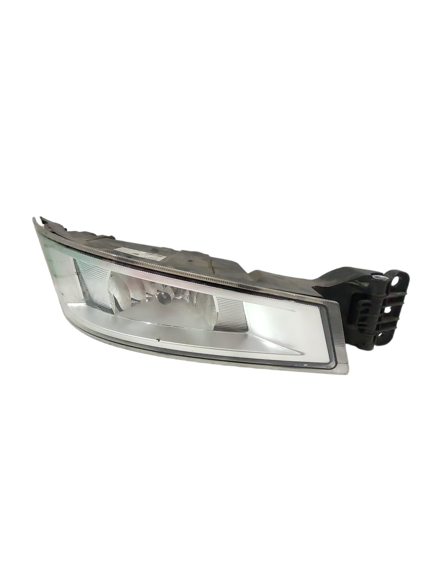 Farol Auxiliar Esquerdo Volvo Fh Para Recuperar  Transparente 2