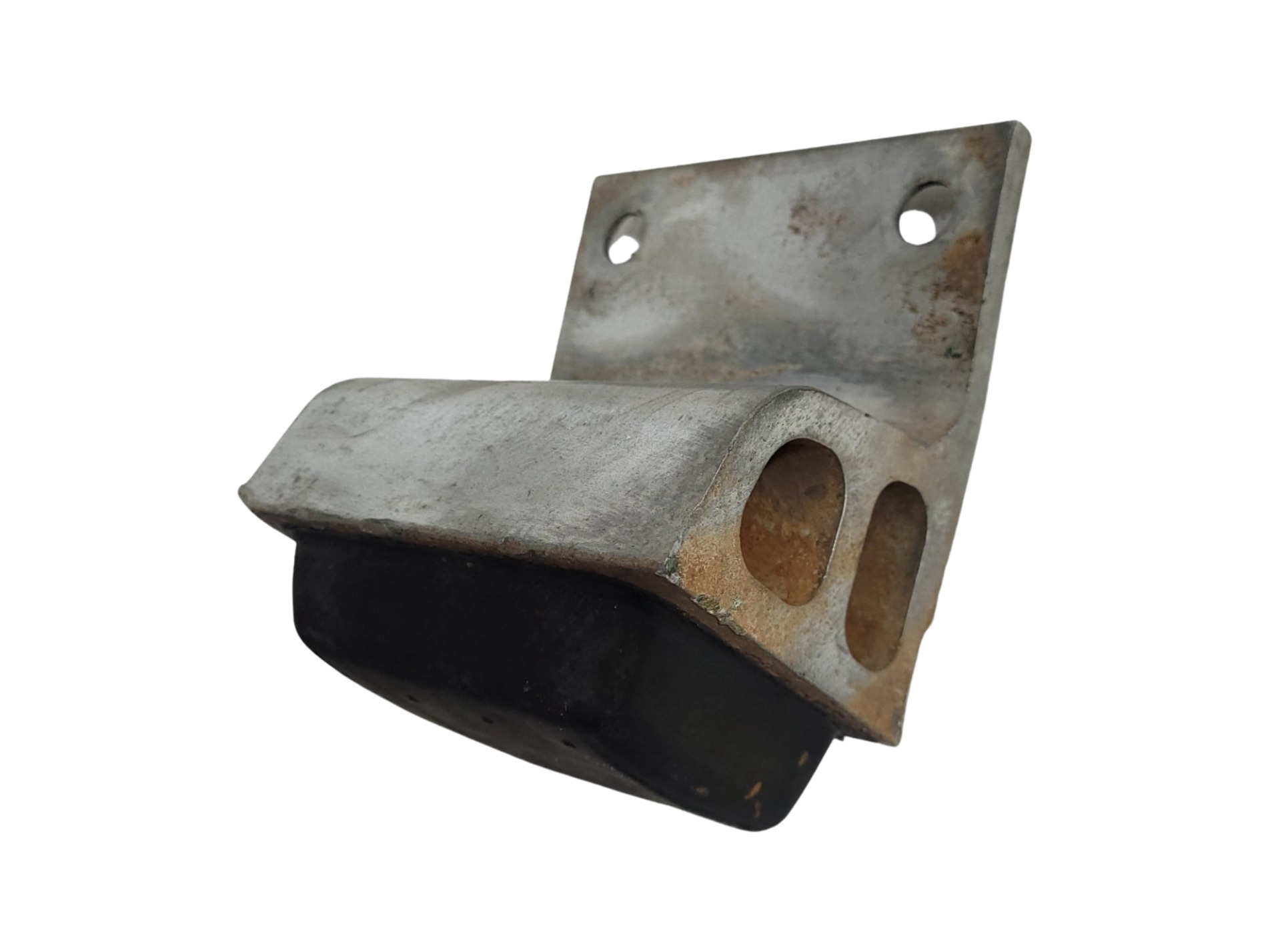 Suporte Batedor Eixo Traseiro Scania 113 : N 1370141 3