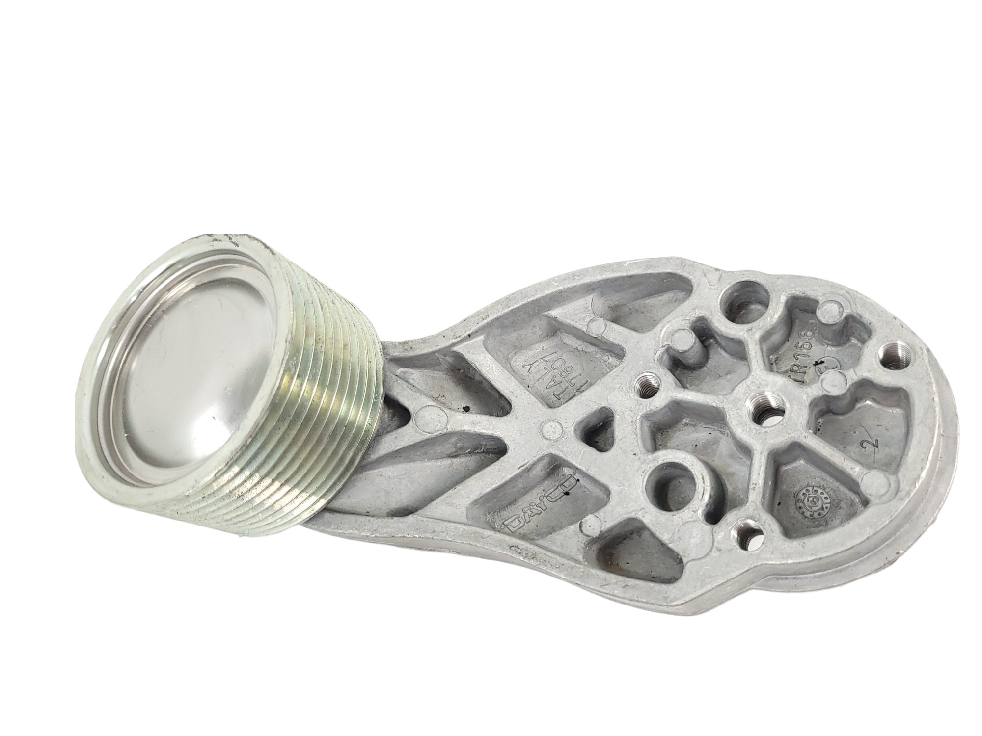 Suporte Esticador Da Correia E Alternador Volvo D13 E D12 1