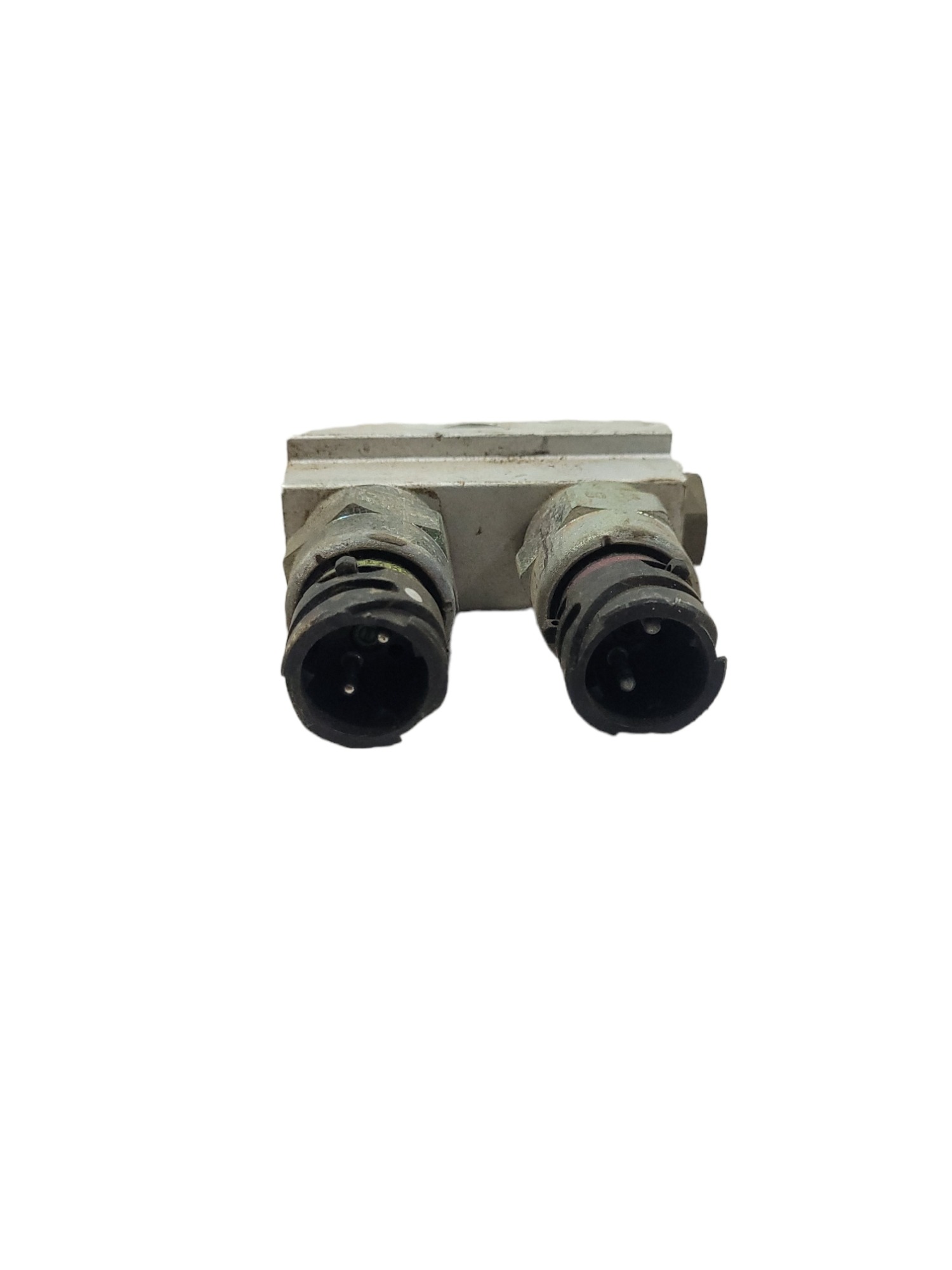 Caixa De Distribuiçao De Freios Volvo 20375788 4