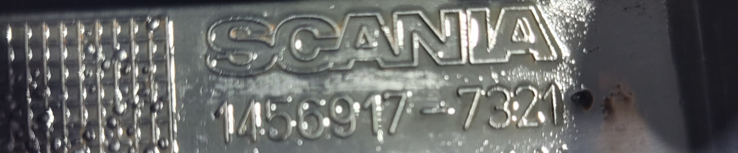 Tampa Protetora Dobradiça Esquerdo Scania S5 1456917 5