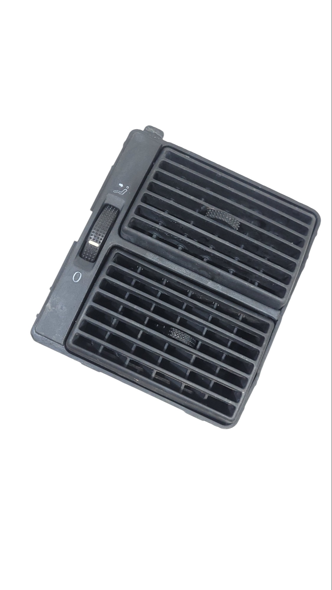 Difusor Ar Painel Direito Vw Constellation 2r2819706 1