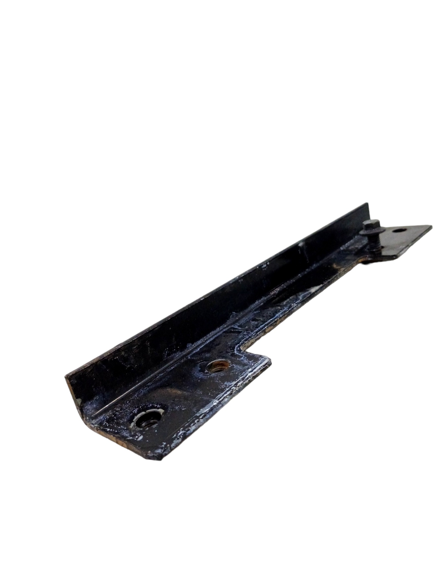 Suporte Paralama Dianteiro Cabine Volvo  82143461 Preto 3