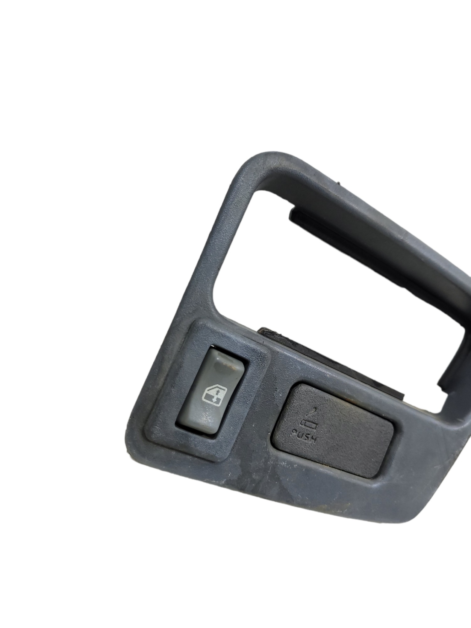 めい出品 Moldura Maçaneta Cinzeiro Direito S10 Blazer 93397728 – Br Truck Peças