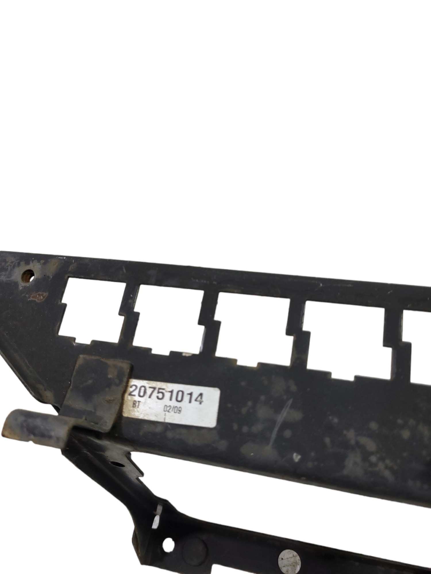 Suporte Fixação Interna Painel Volvo Fh 1320751014 6