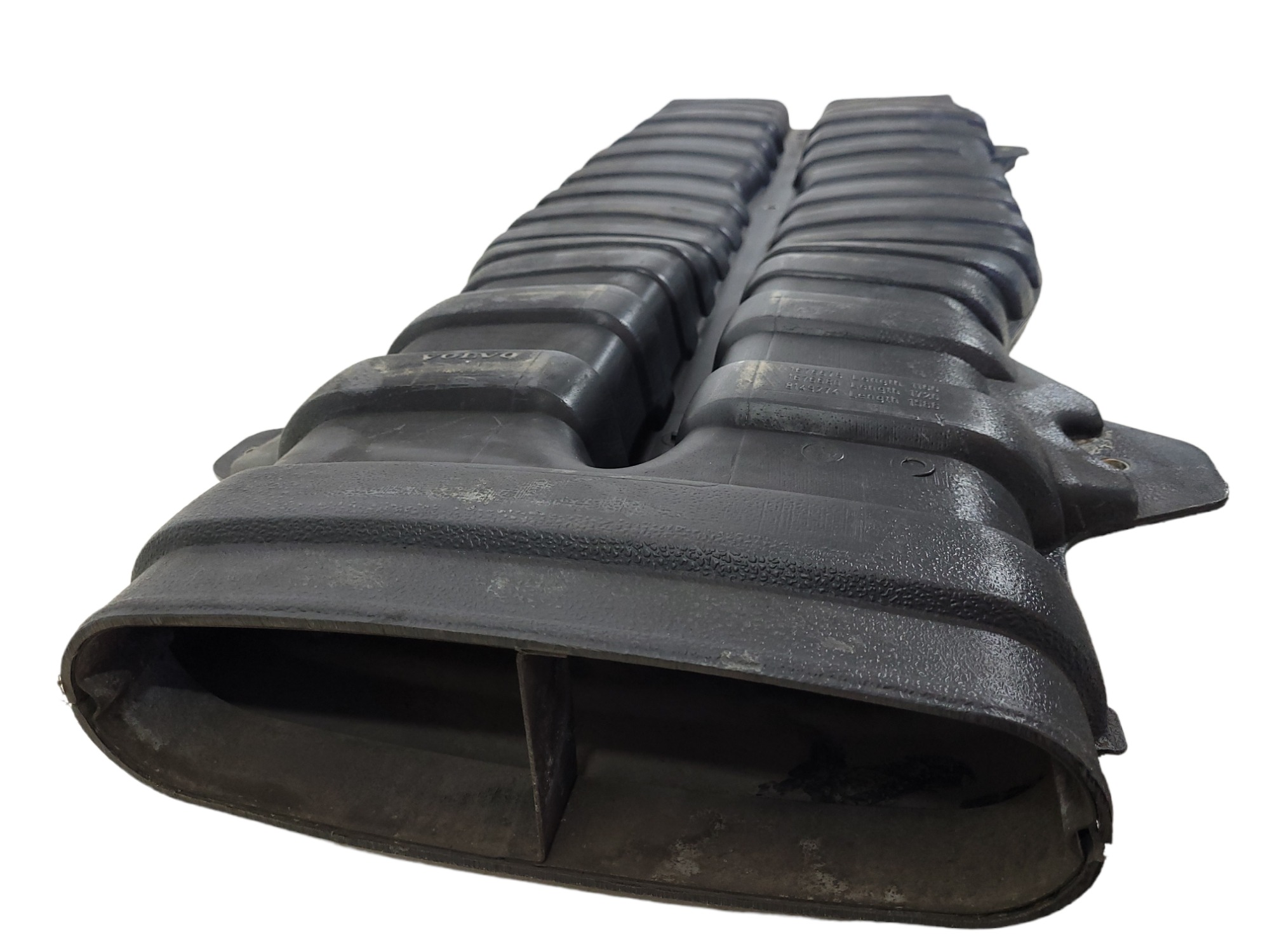 Duto Tomada De Ar Volvo Fh1676678 4