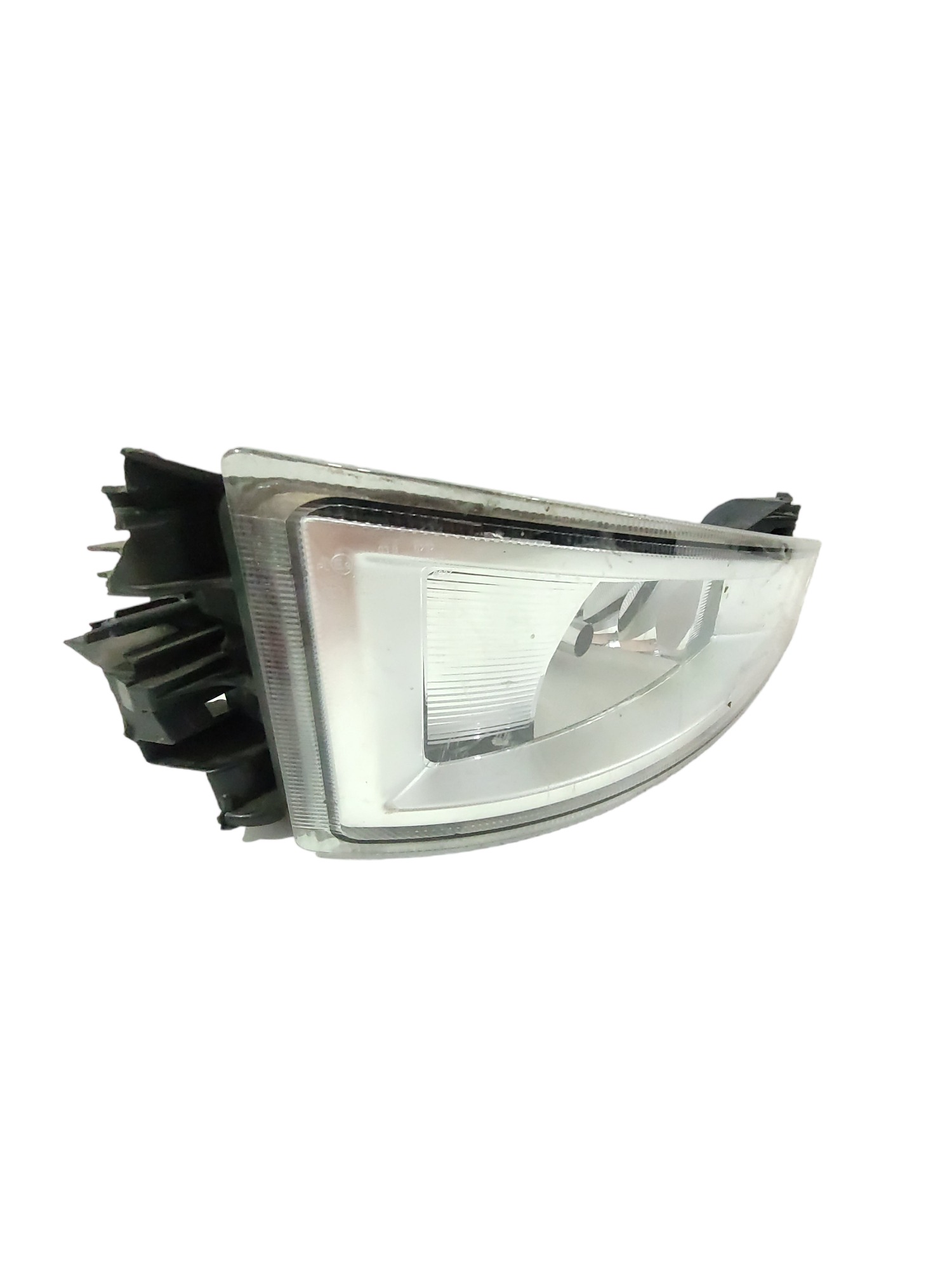 Farol Auxiliar Esquerdo Volvo Fh Para Recuperar  Transparente 4
