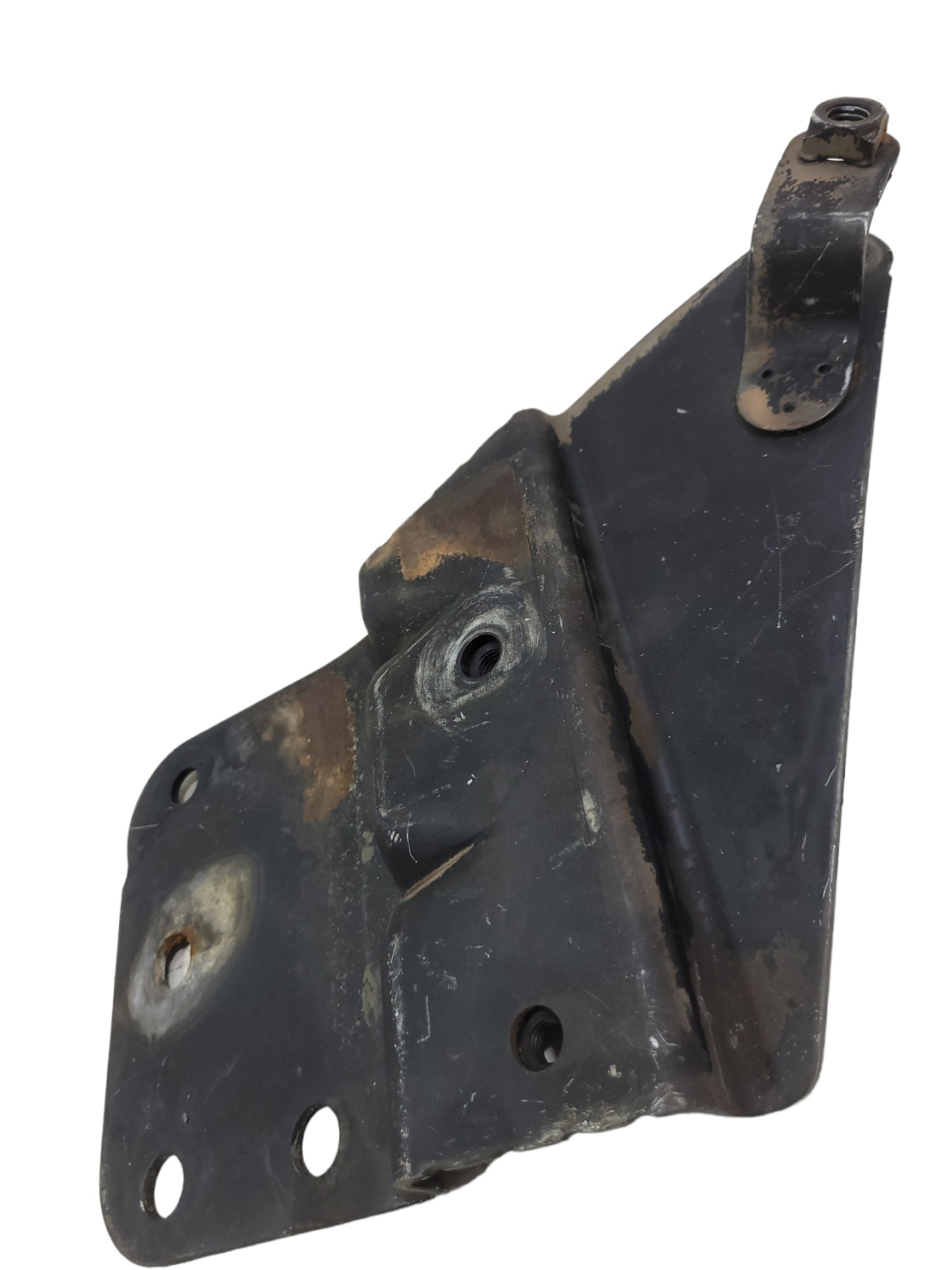 Suporte Inferior Fixação Radiador Direito Scania 114 124 3