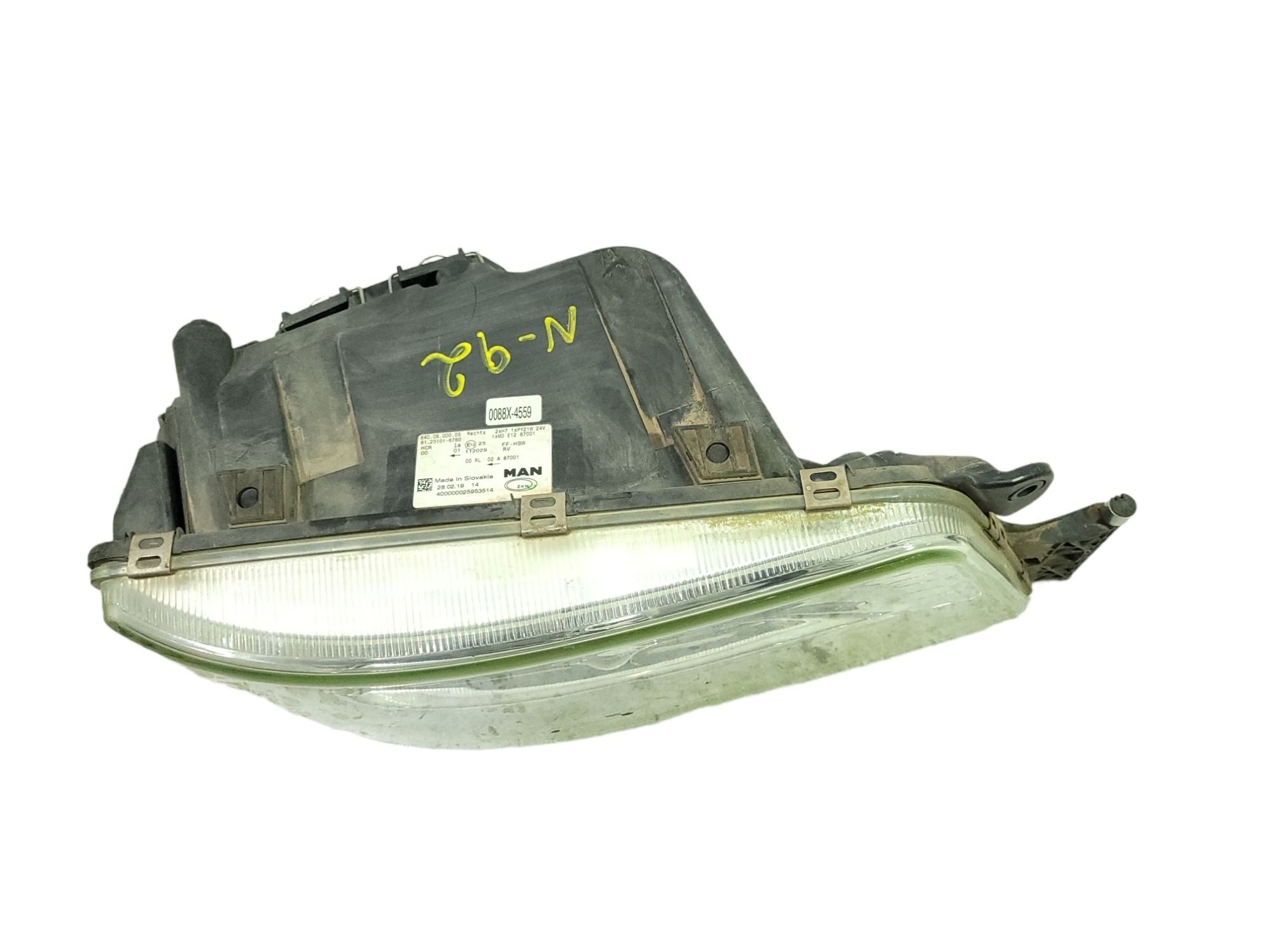 Farol Dianteiro Direito Man Tgx 81251016760 Direito 3