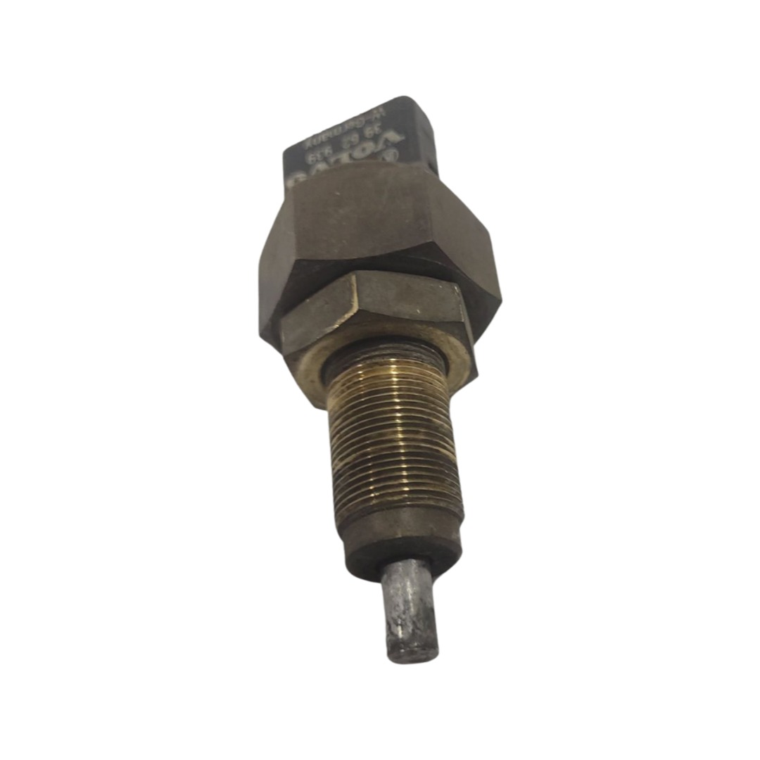 Interruptor Luz Freio Volvo / 3962939 3