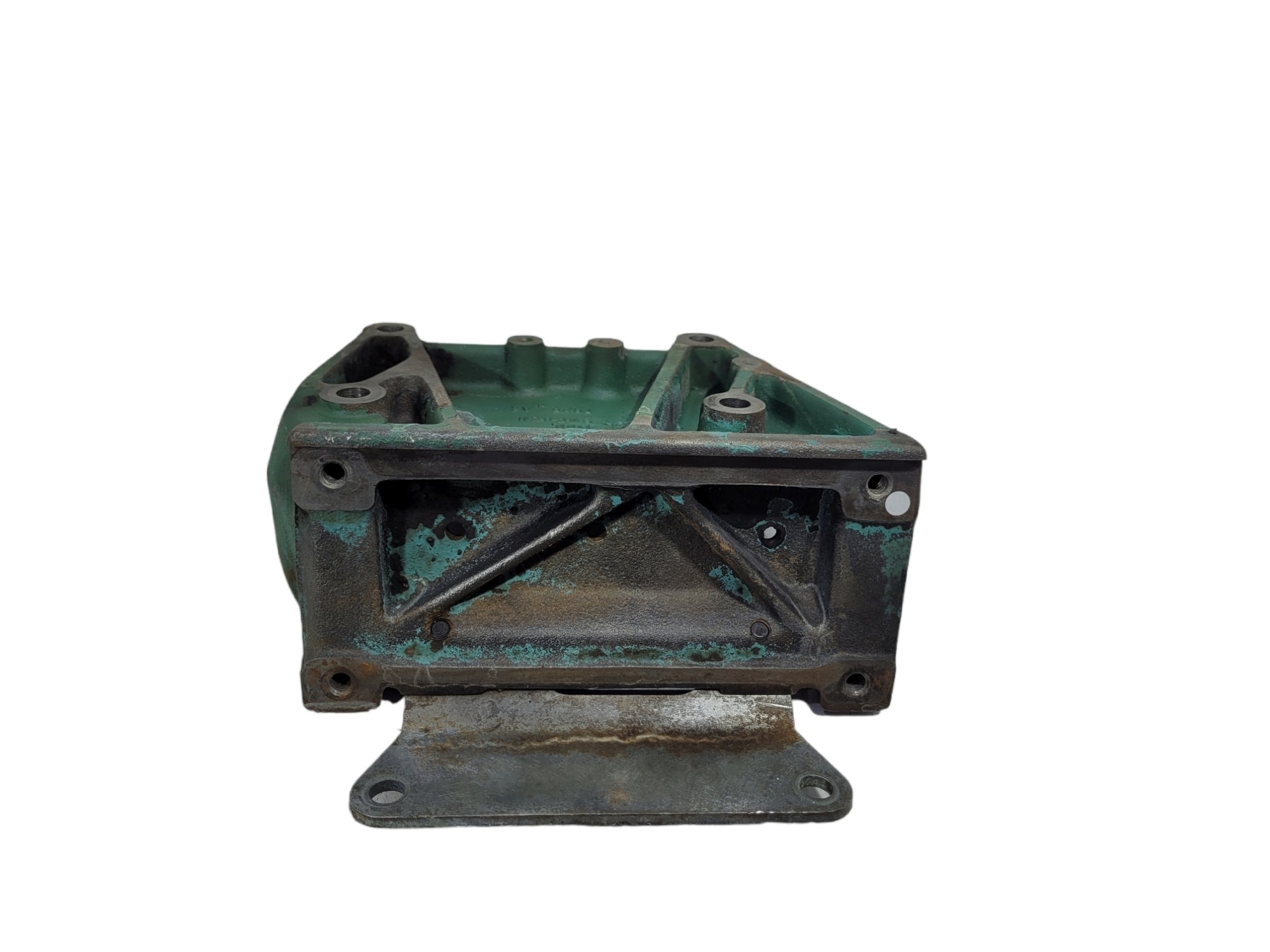 Suporte Bomba Injetora Volvo NL10 4