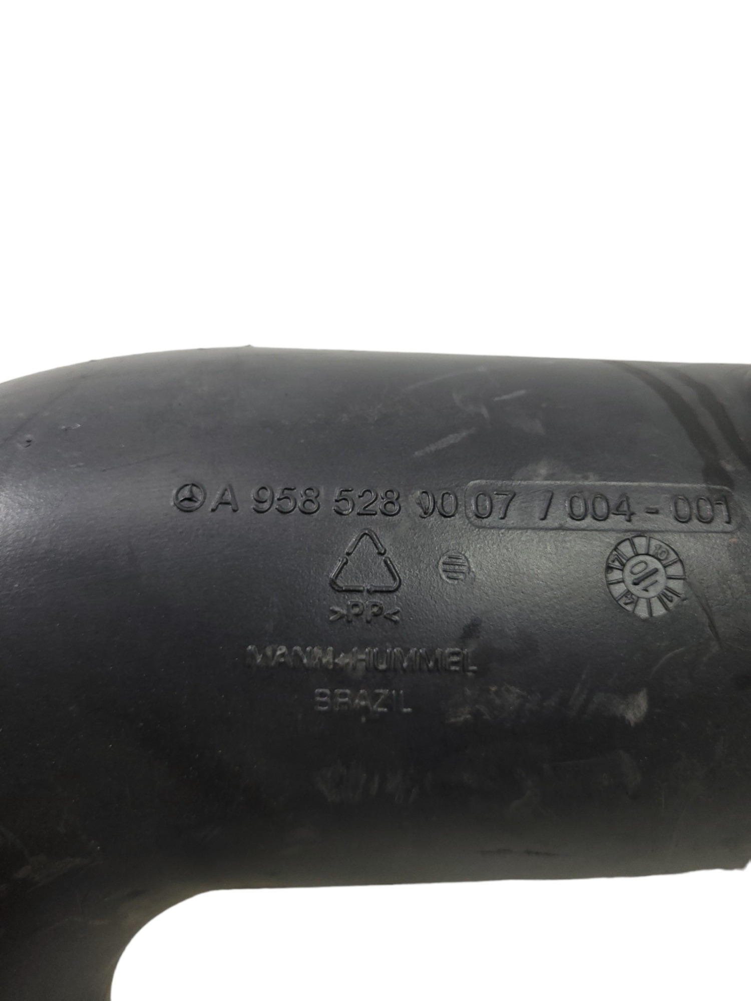 Mangueira Filtro Ar M Benz Axora9585280007 5