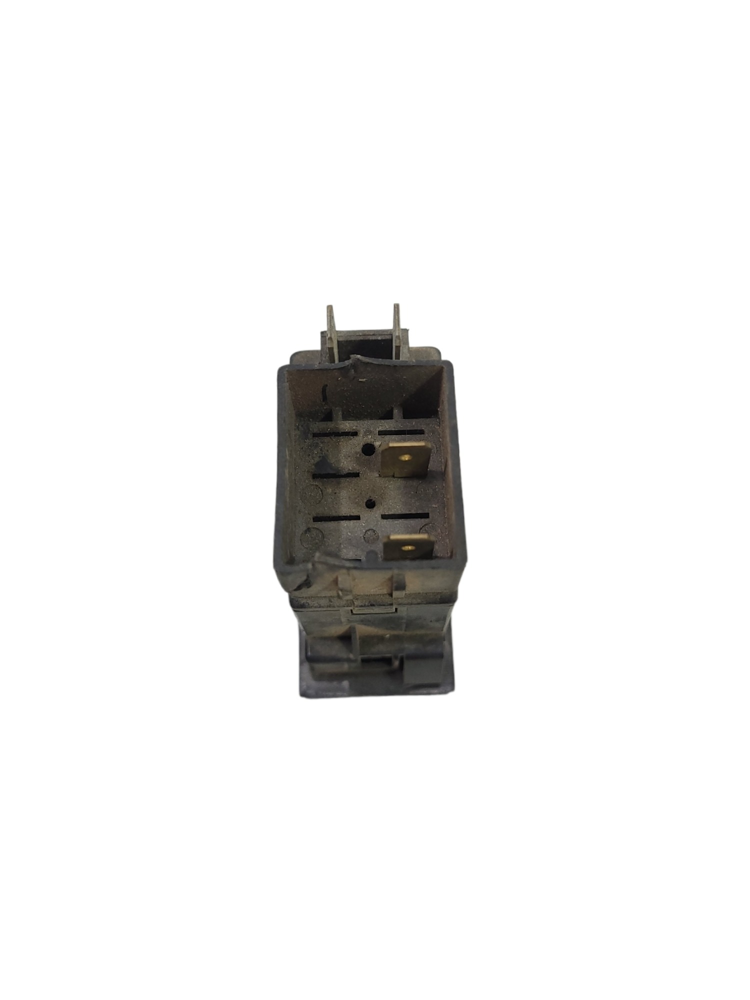 Botão Interruptor Diferença Eixo Sinotruk WG9925581025 2