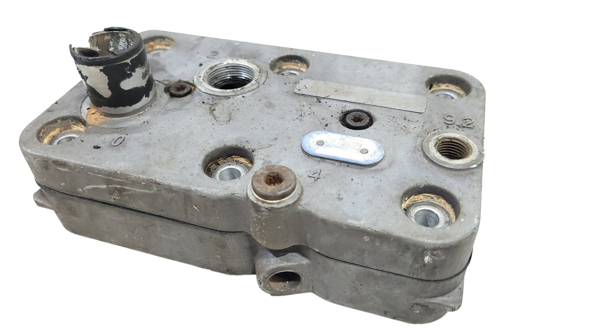 Cabeçote Compressor Ar M Benz Axor 1