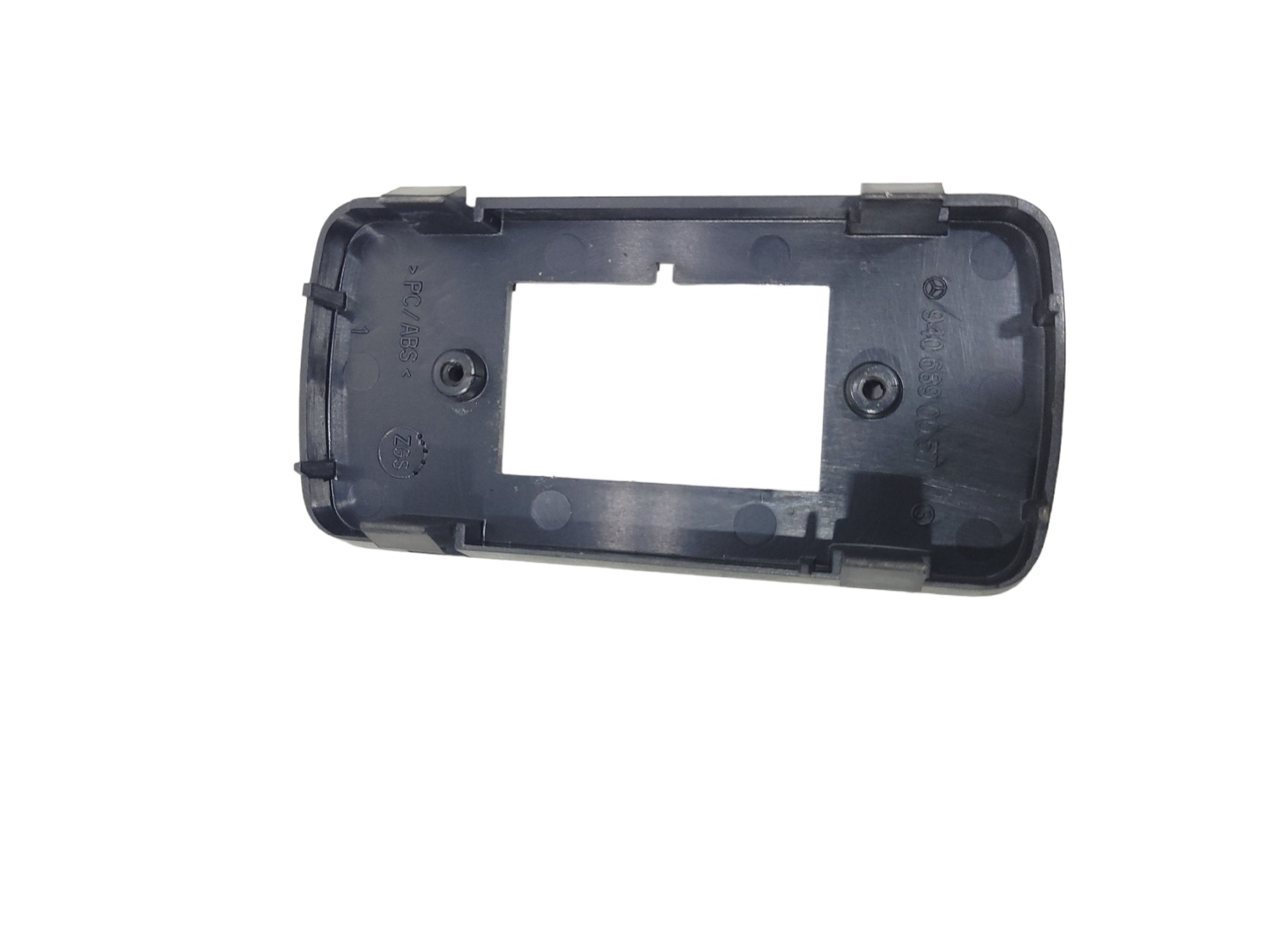Cobertura Conector Mbenz Ategon 9406890057 2