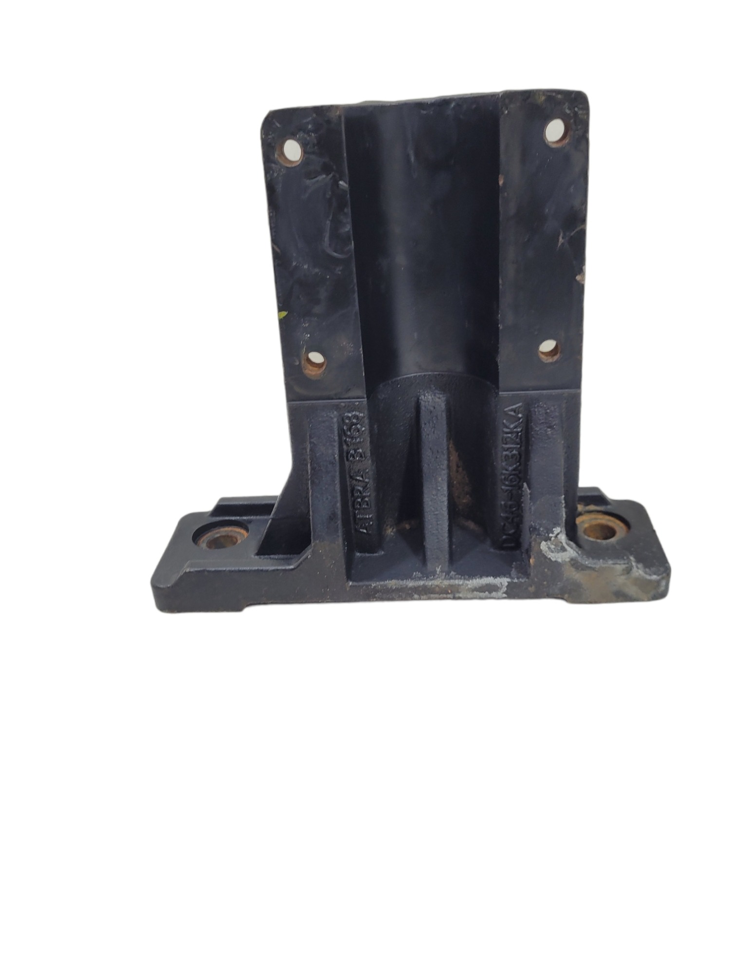 Suporte Varão Paralama Traseiro Ford Cargo Dc4616k312 4