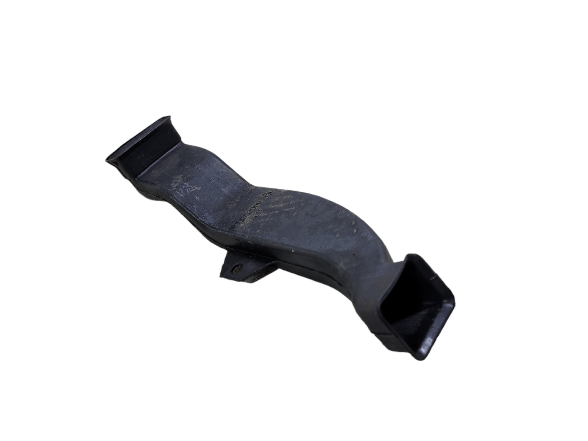 Duto De Ar Mercedes Benz Ategomb5682000 5