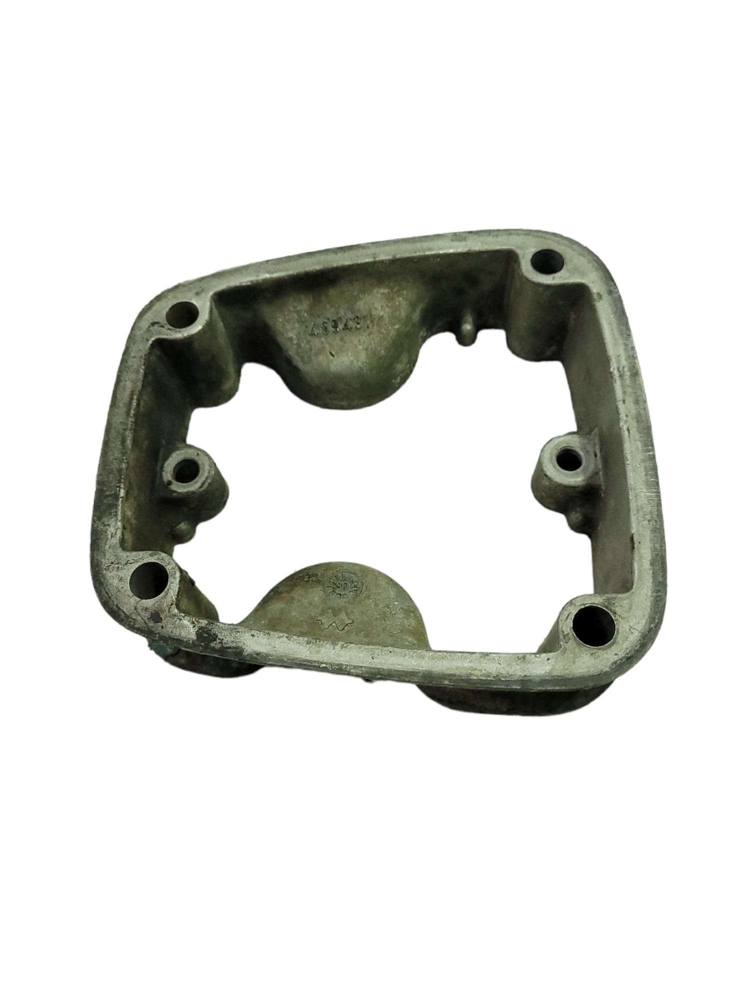 Suporte Tampa Válvula Volvo Nl469431 1