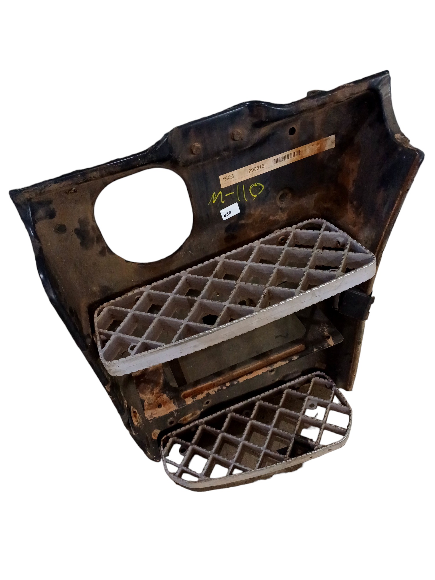 Suporte Degrau Lateral Esquerda Scania 6420 2010 3