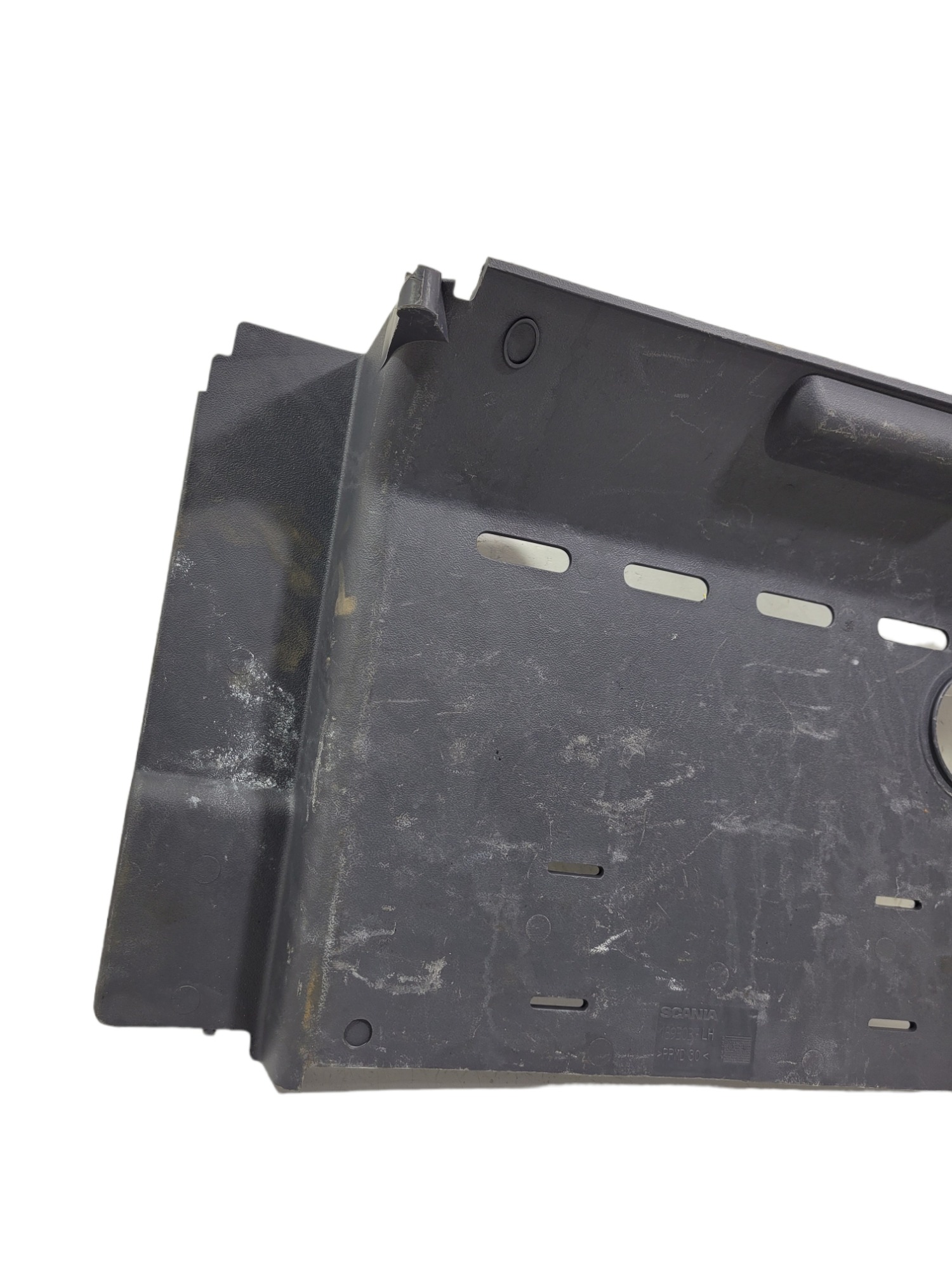 Suporte Do Painel Esquerdo Scania 1893037 3