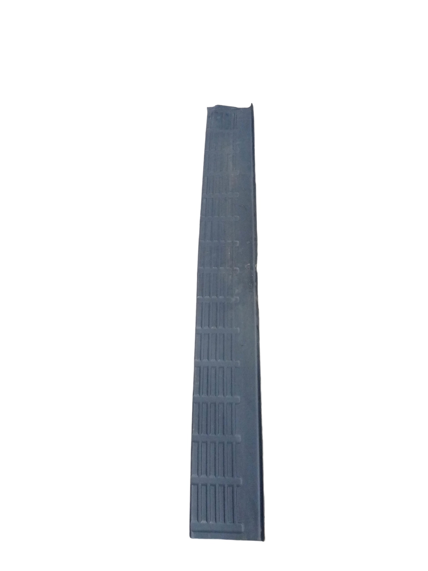 Pisante Parachoque Traseiro Central Hillux 2005 A 2015 4