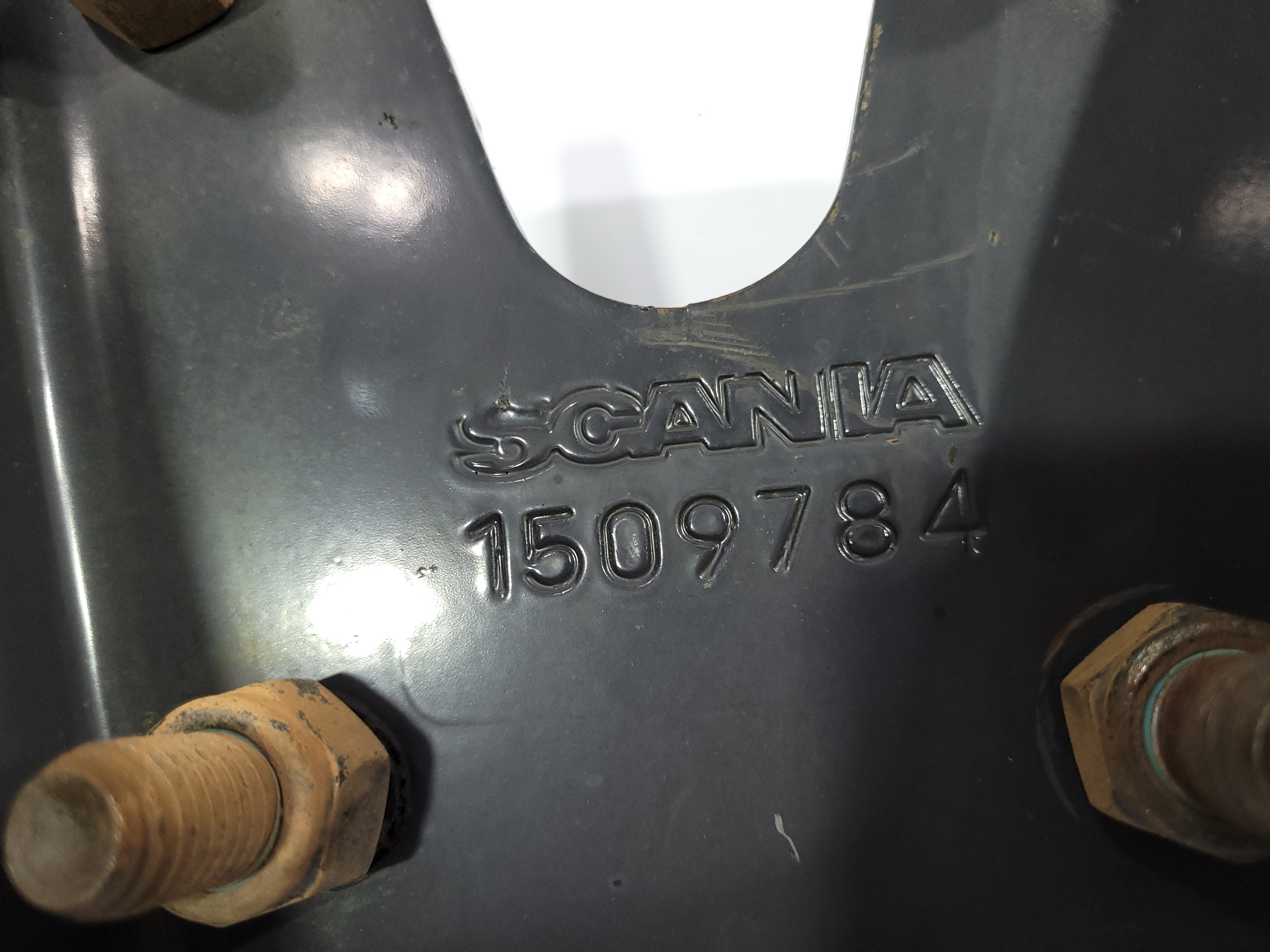 Suporte Amortecedor Dianteiro Scania 124 – N 1509784 5