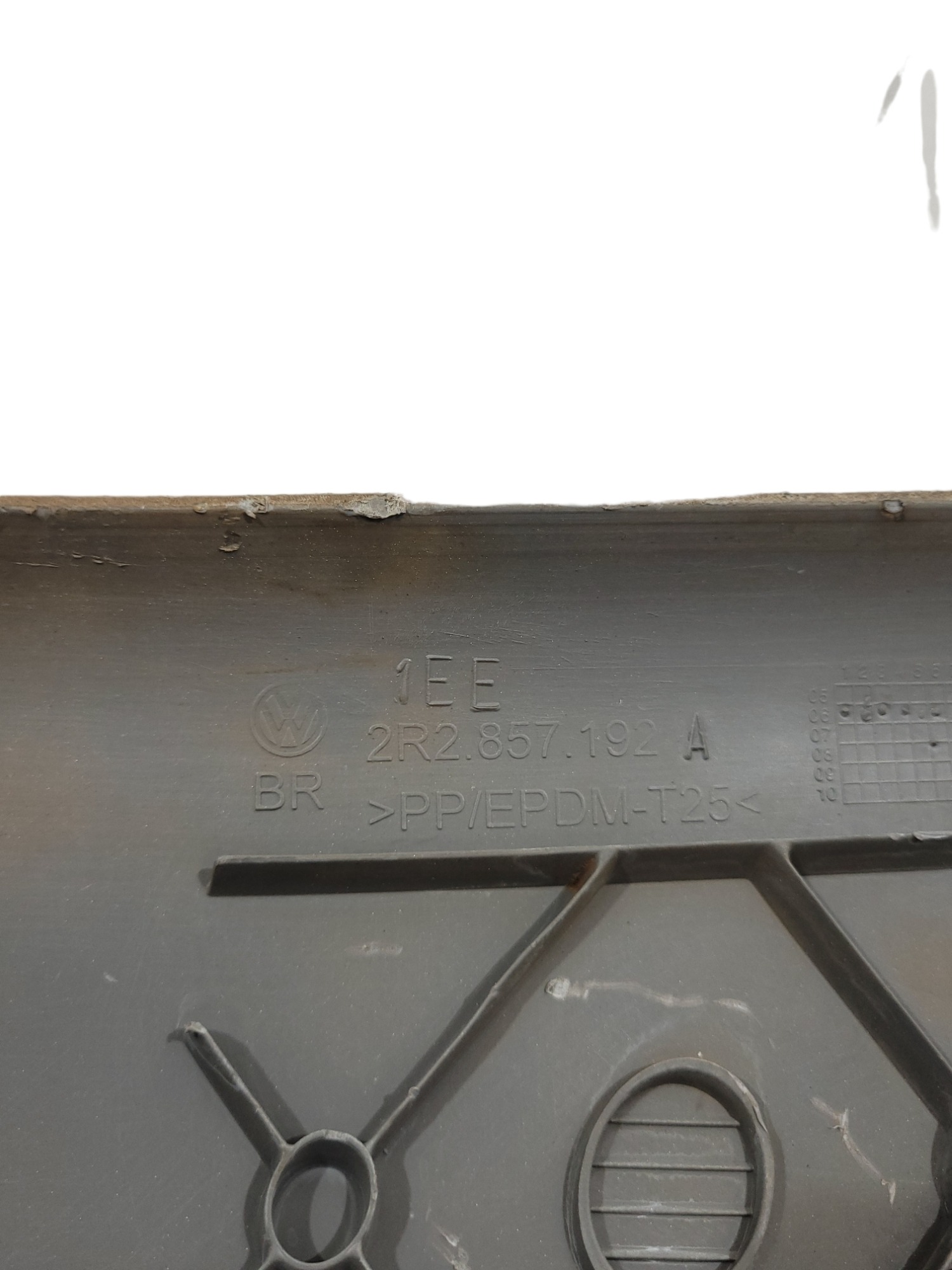 Revestimento Central Painel Vw Constellation 2r2857192a Não Se Aplica 5