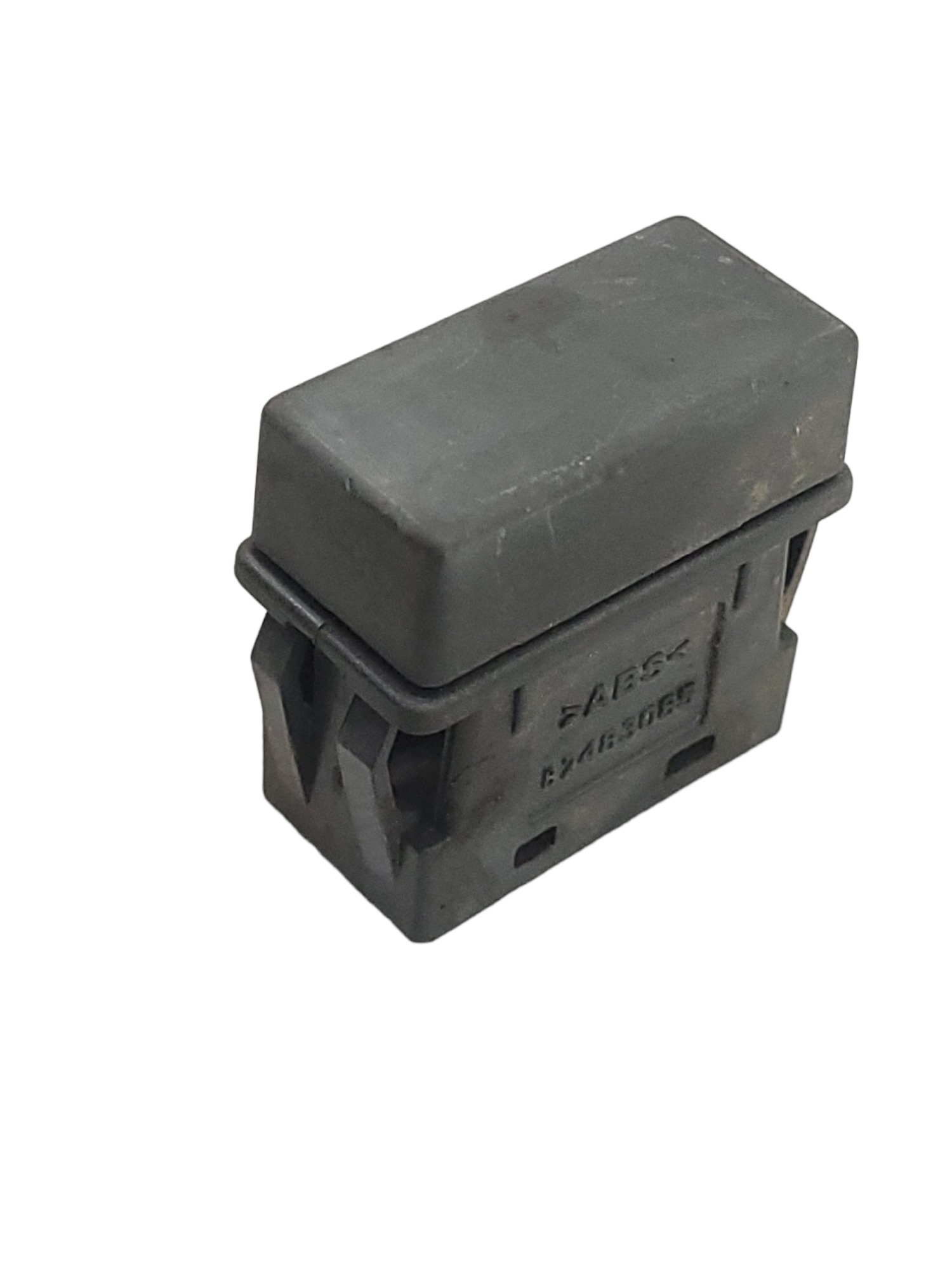 Tampa Cega Volvo Vm 82483 085 4
