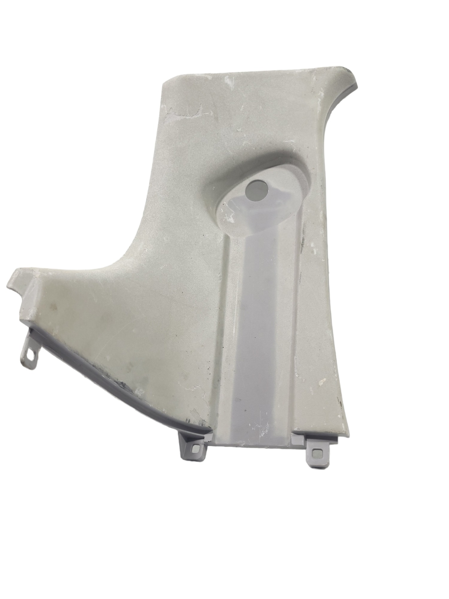 Acabamento Coluna Cinto Tras Esquerdo Triton _ MN123873HA 4