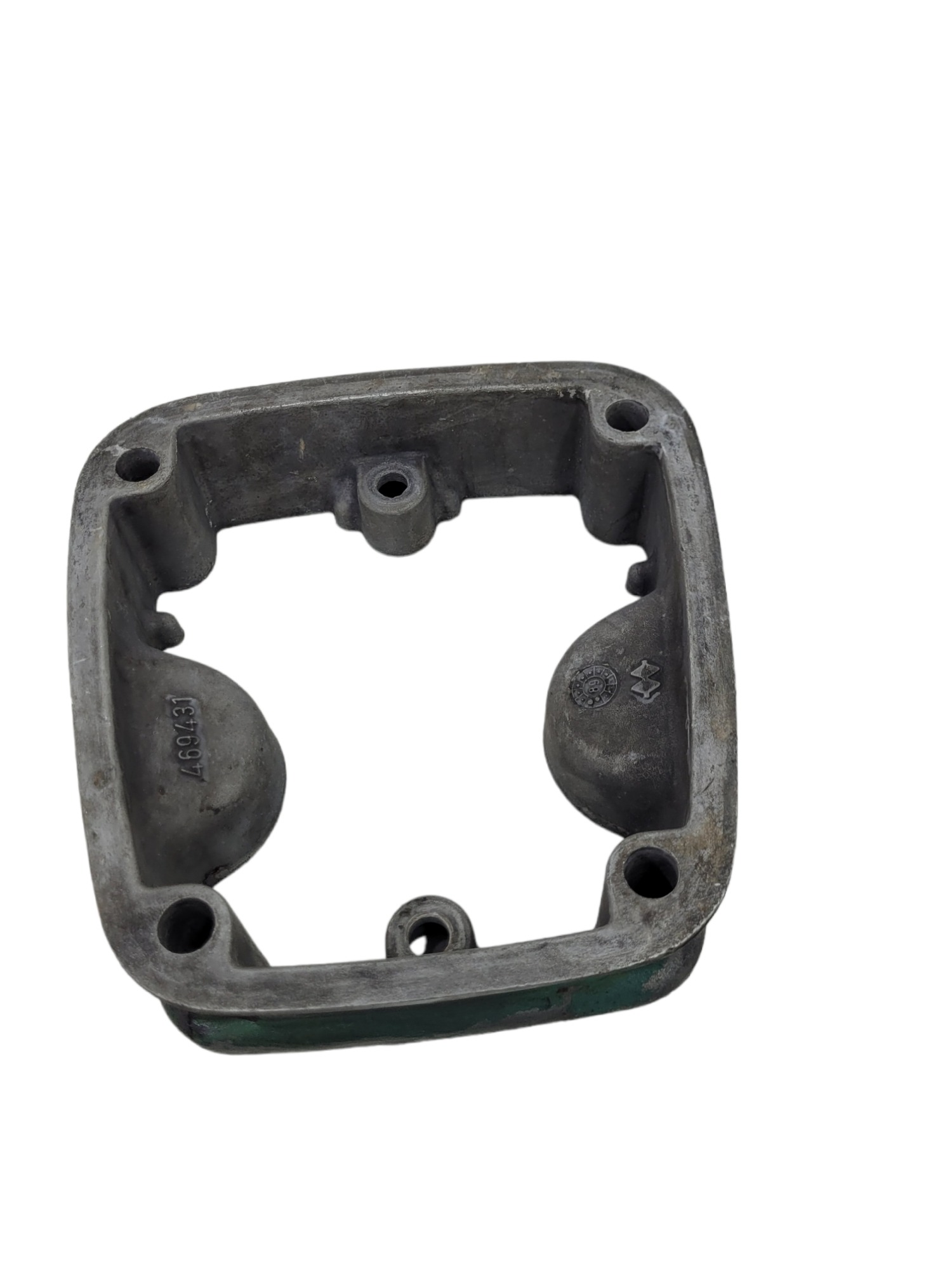 Suporte Tampa Válvula Volvo Nl469431 4
